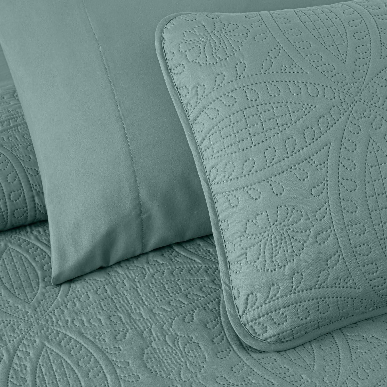 Chezmoi Collection Liam Microfiber 7 Piece Bed in a Bag Comforter Set