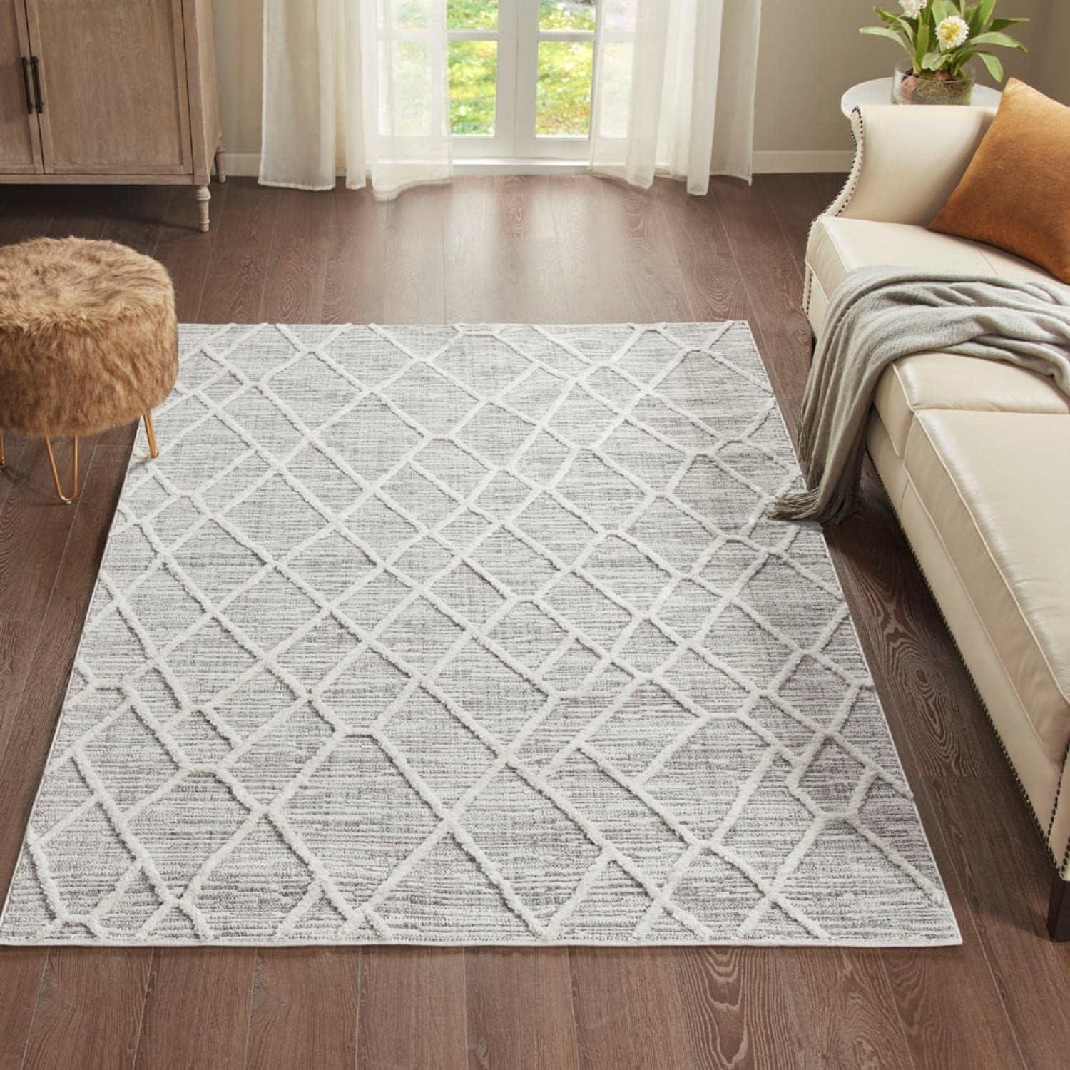 Gray and Cream Geometric 5' x 7' Synthetic Area Rug