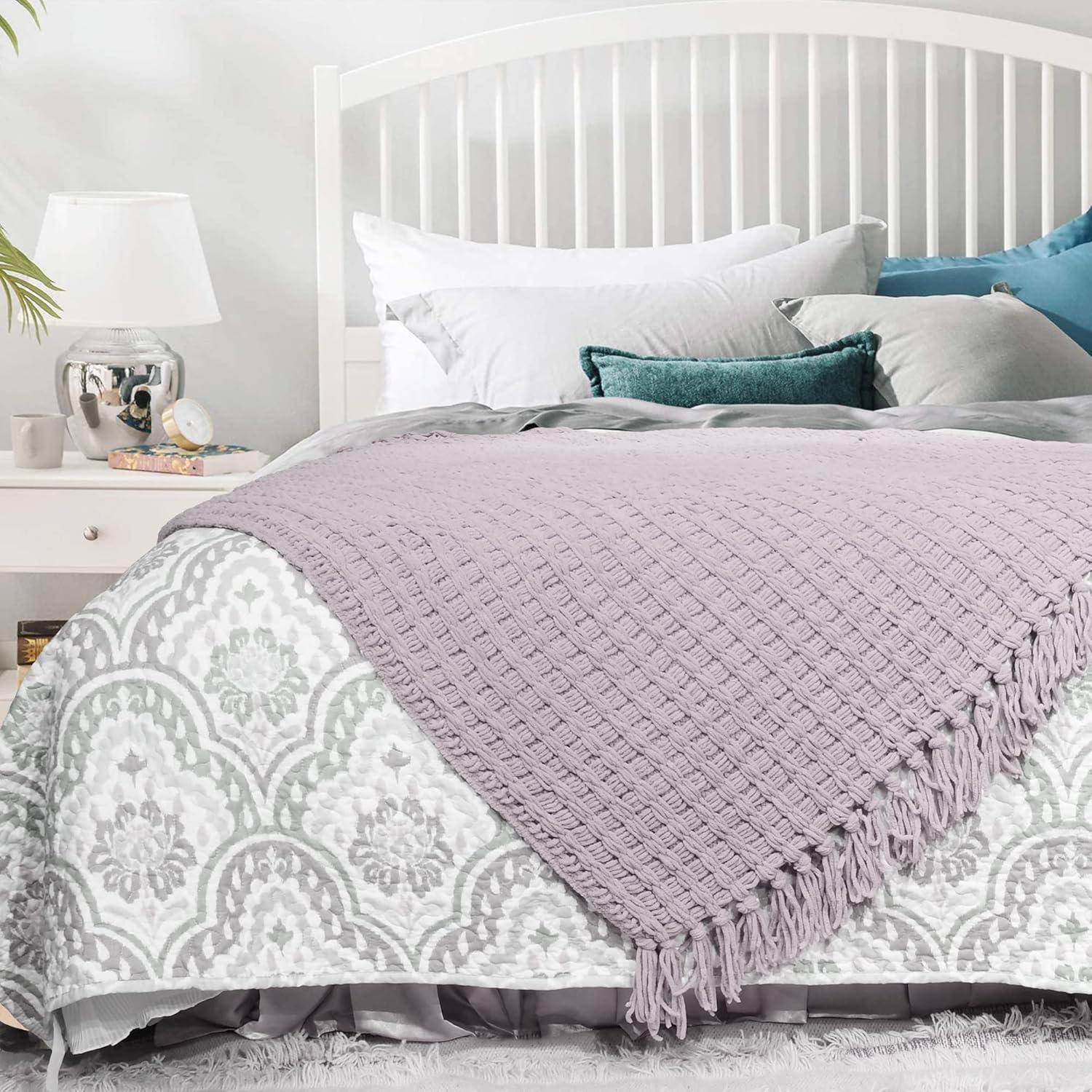 Home Soft Things Space Yarn Throw - Lilac - 50" x 60"