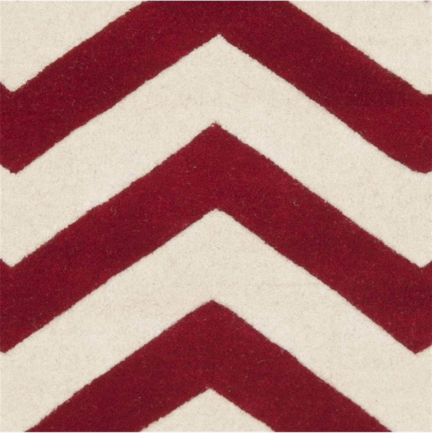 SAFAVIEH Chatham Jake Zigzag Stripes Wool Area Rug, Red/Ivory, 2' x 3'