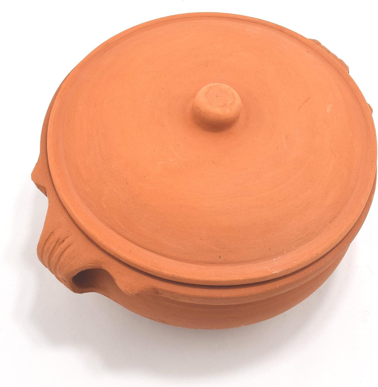 Medium Terracotta Clay Curry Pot with Lid, 1.5 Quarts