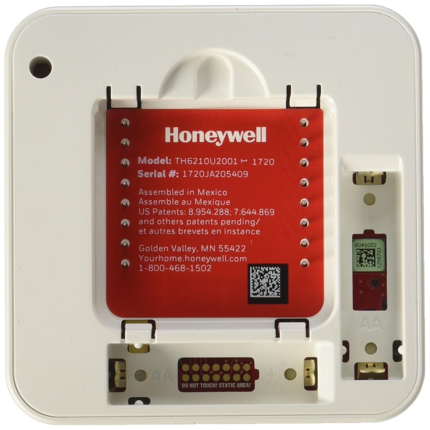 White Digital Programmable Thermostat with LCD Display