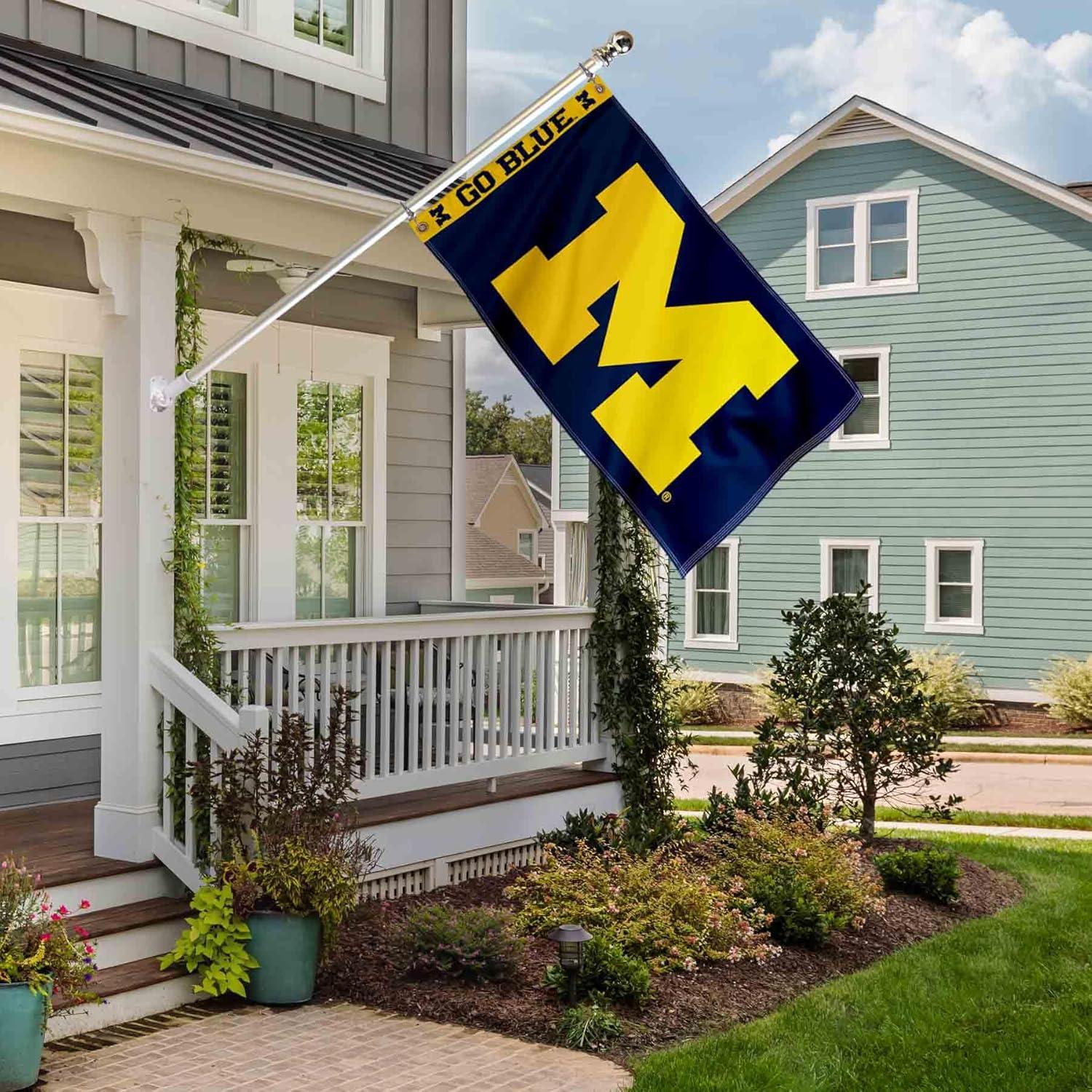 Michigan-Wolverine's 3X5 Indoor Outdoor Banner Flag w/grommets for hanging