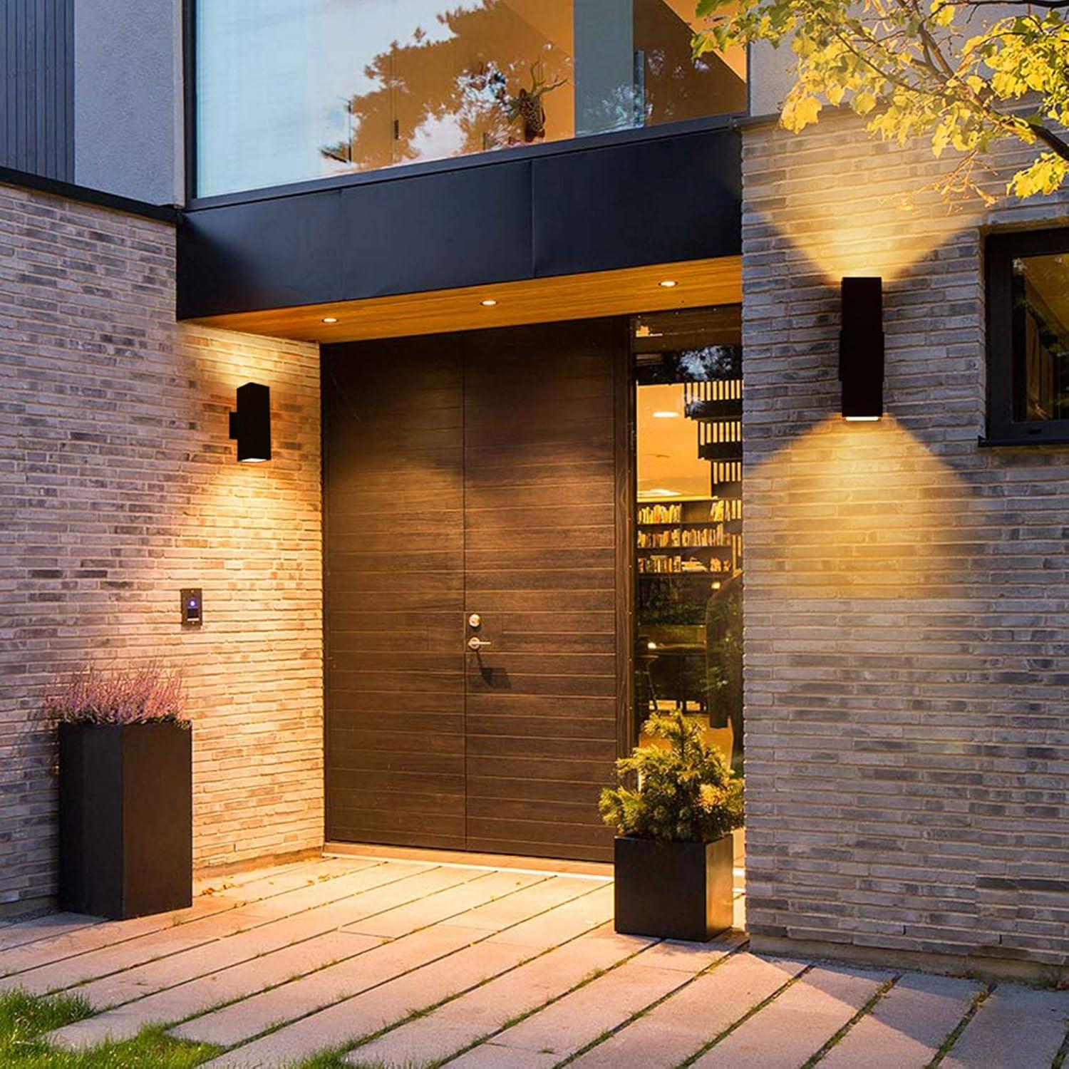 Alvisa Outdoor Wall Light in 2 Lights with Aluminum