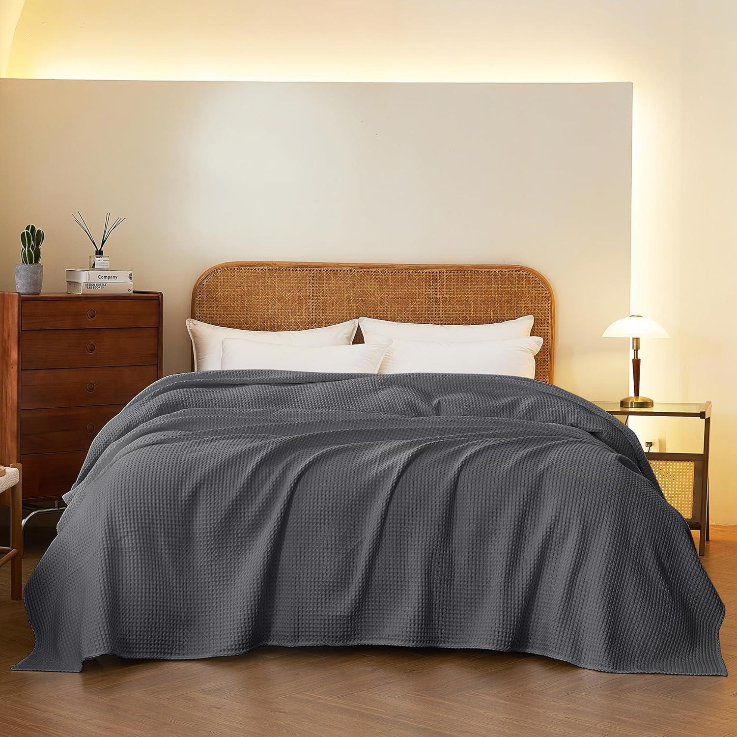 Shunjie.Home 100% Cotton Waffle Bed Blanket Queen Size, Throw Blanket for Couch All Seasons (White, 90x90)