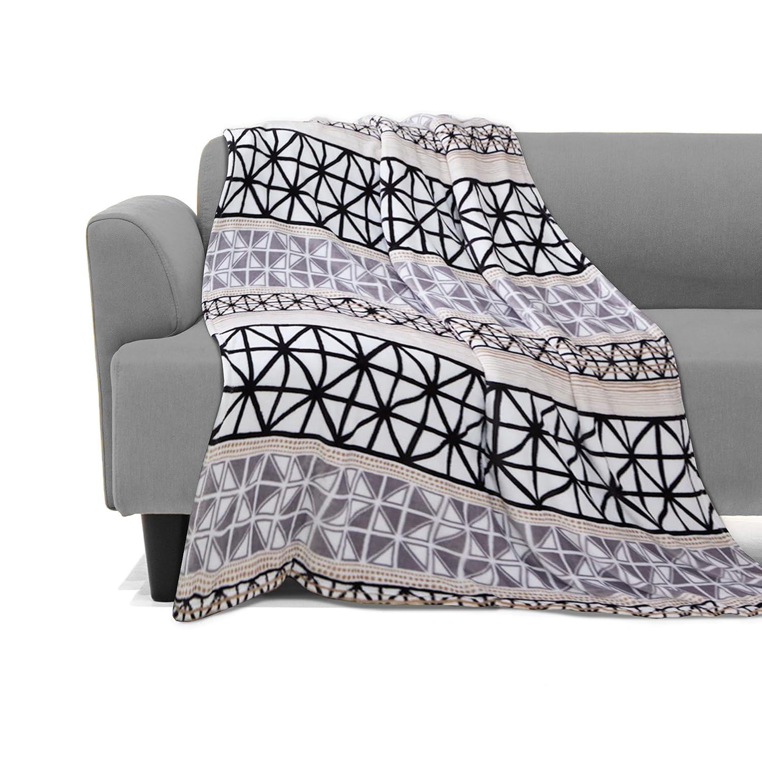 Elegant Comfort Lightweight Printed Throw Blanket- All Season, Ultra Soft, Cozy and Plush- Decorative Throw Blankets, Perfect for Lounging, 50 x 70 inches, Brexton, Throw Blanket