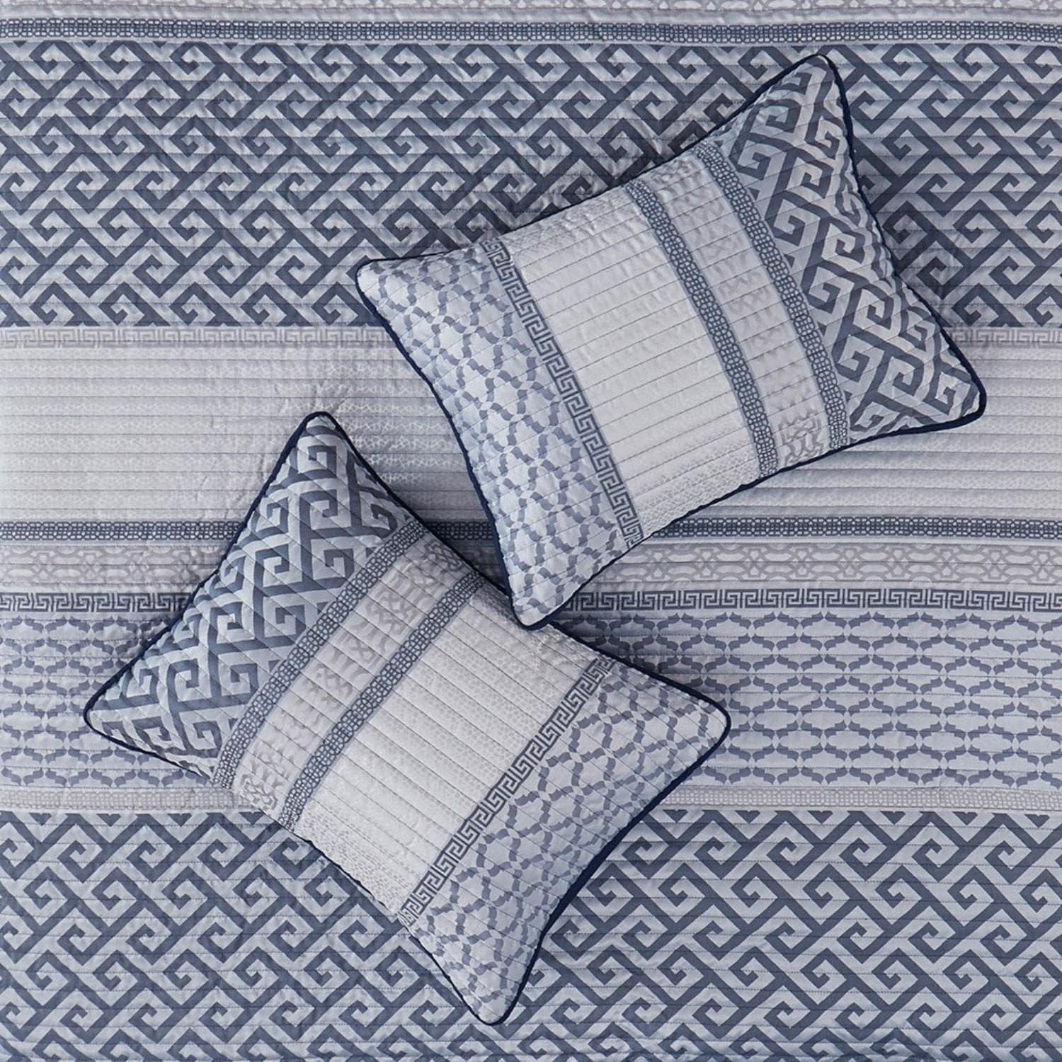 Bennett 4 Piece Jacquard Quilt Set with Throw Pillow