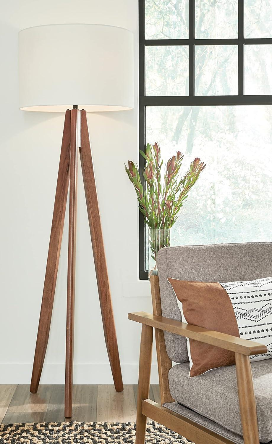 Signature Design by Ashley Casual Dallson Floor Lamp  Gray/Brown