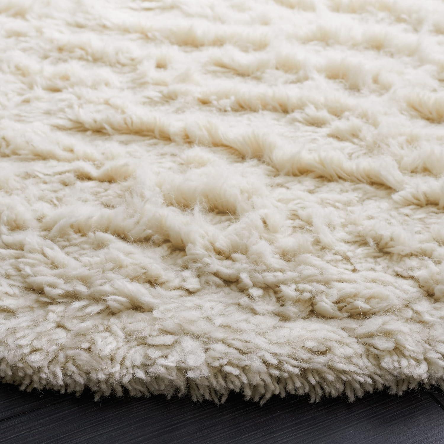 Flokati FLK150 Hand Tufted Indoor Area Rug - Ivory - 6' Round - Safavieh