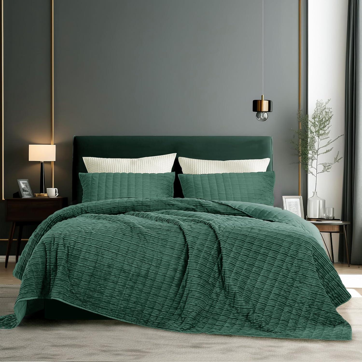 Hunter Green Velvet Full Quilt Set with Striped Stitching