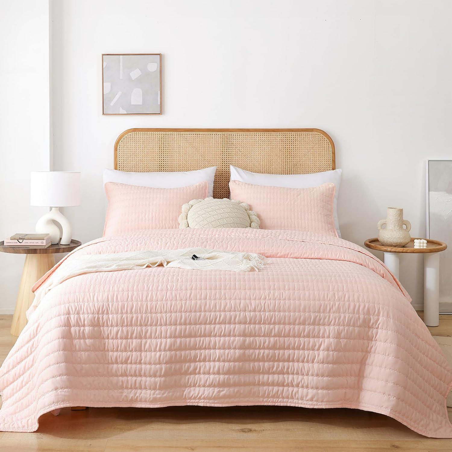 Blush Pink Microfiber Queen Bedspread Set with Pillowcases