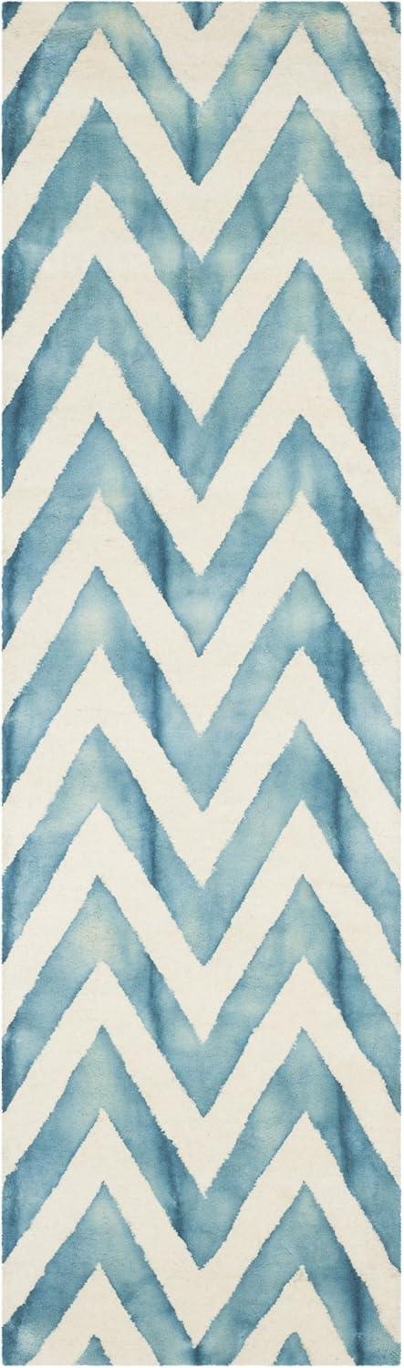 Dip Dye DDY715 Hand Tufted Area Rug  - Safavieh