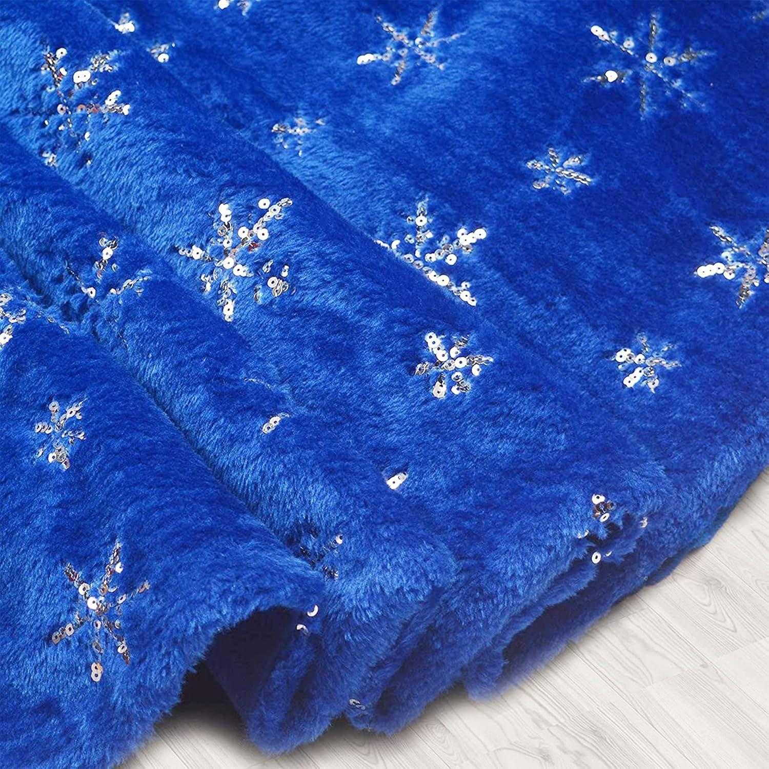 TYMZDYN Blue Christmas Tree Skirt Plush 30 inches Dark Blue Fur Christmas Tree Skirt with Silver Sequin Snowflake Xmas Tree Skirt Mat for New Year Holiday Christmas Day Decorations