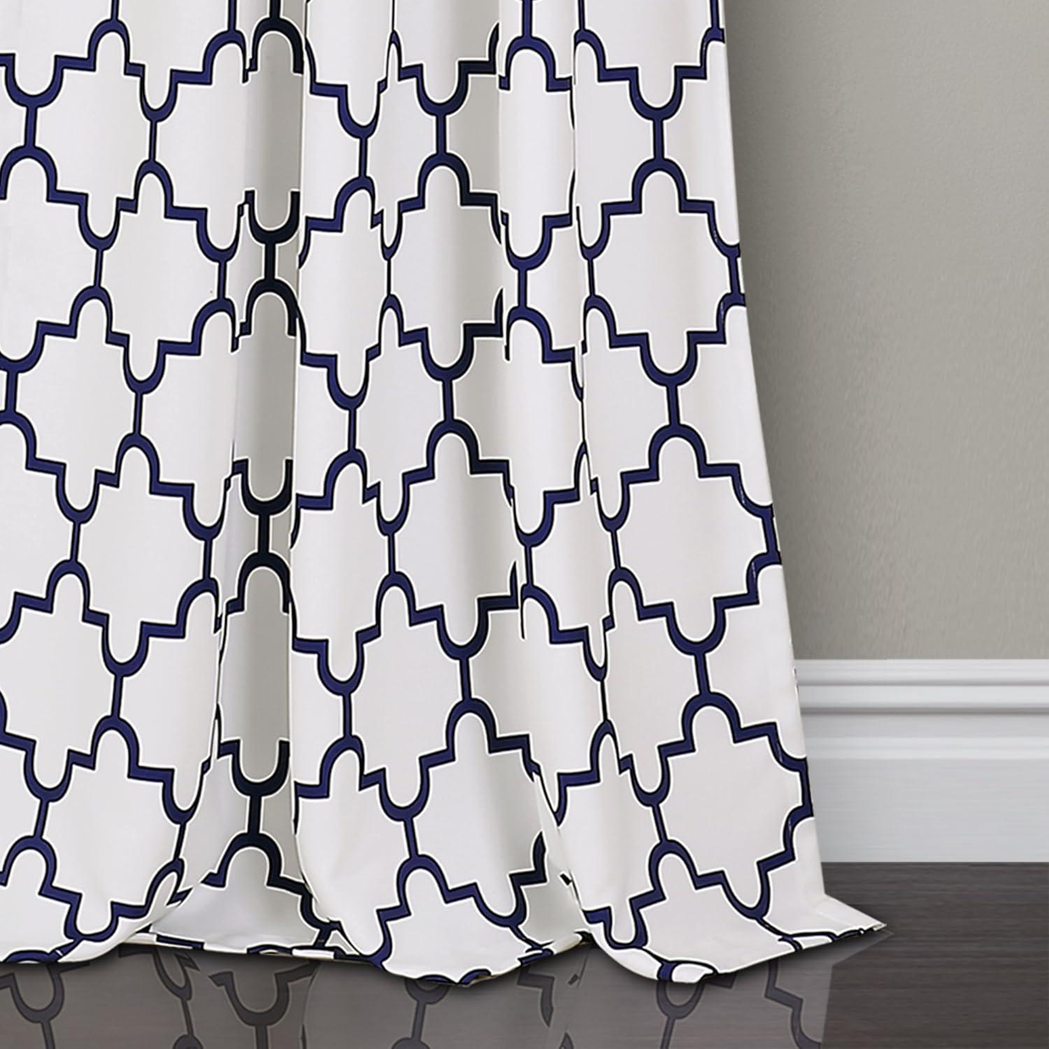 Lush Decor Geometric Room Darkening Thermal Curtain Panels (Set of 2)