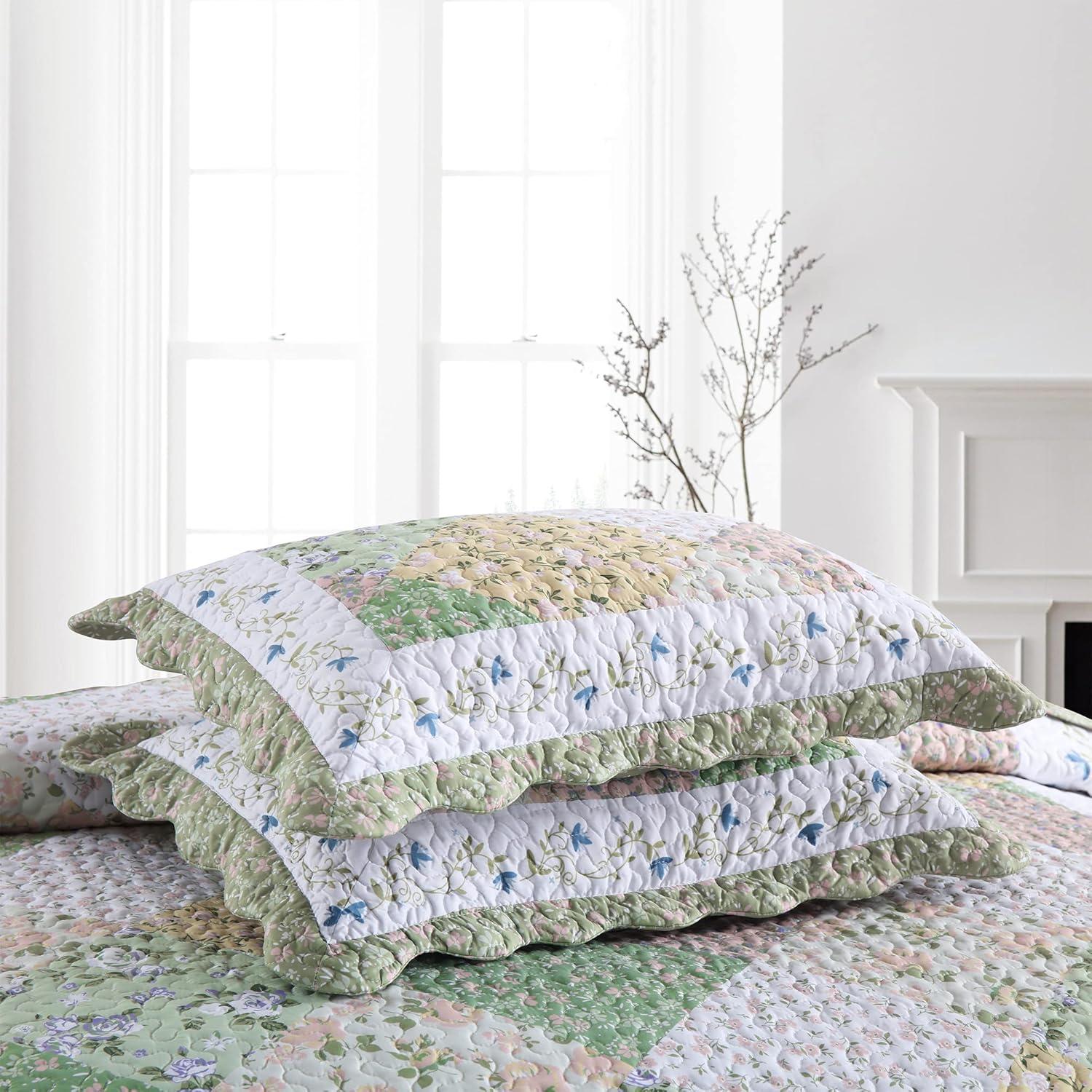 BYLily2022 Floral Quilt Set