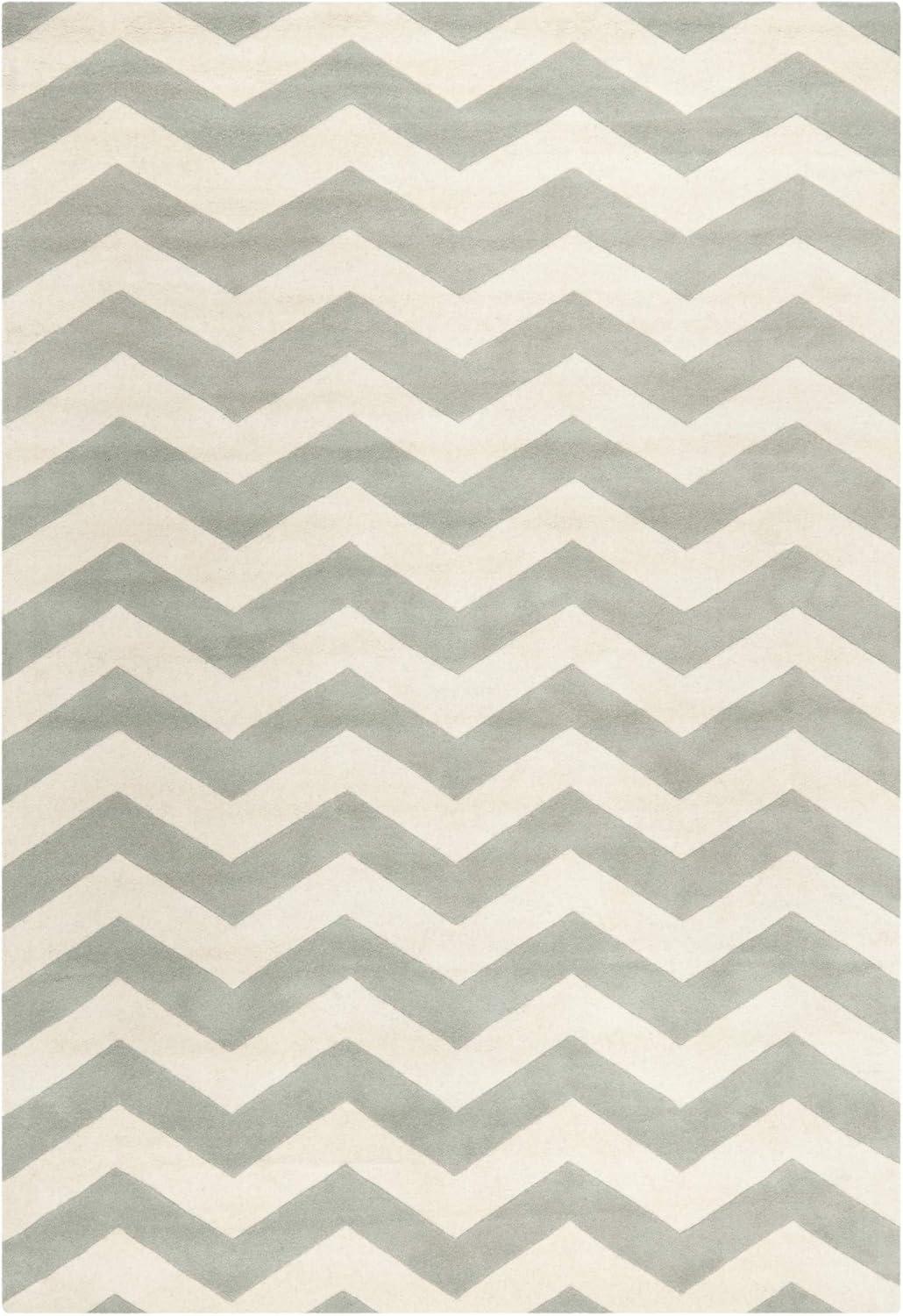 Grey and Ivory Chevron Hand-Tufted Wool 6' x 9' Area Rug