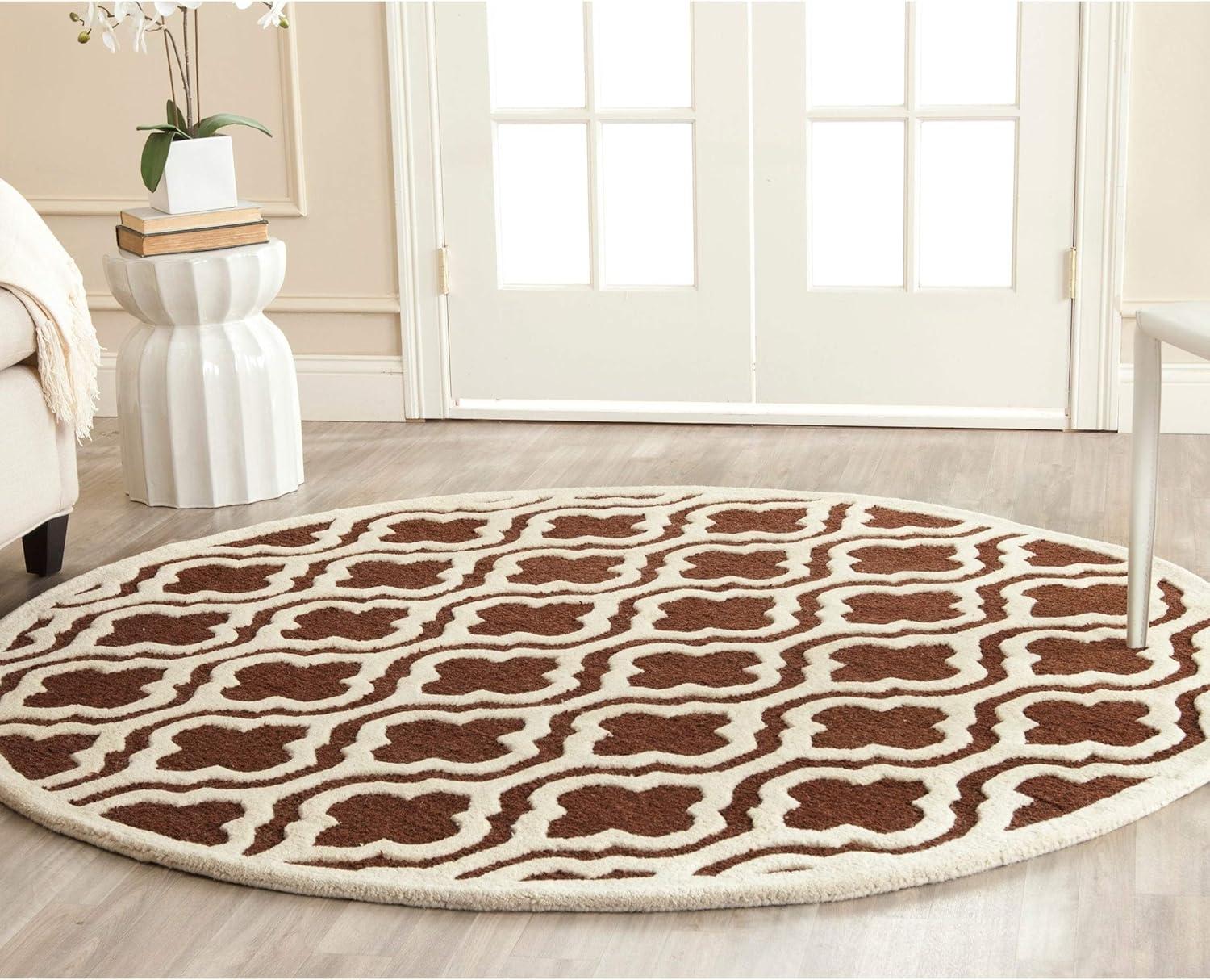 Hand-Tufted Wool Elegance Round Rug in Light Blue/Ivory, 2' x 3'