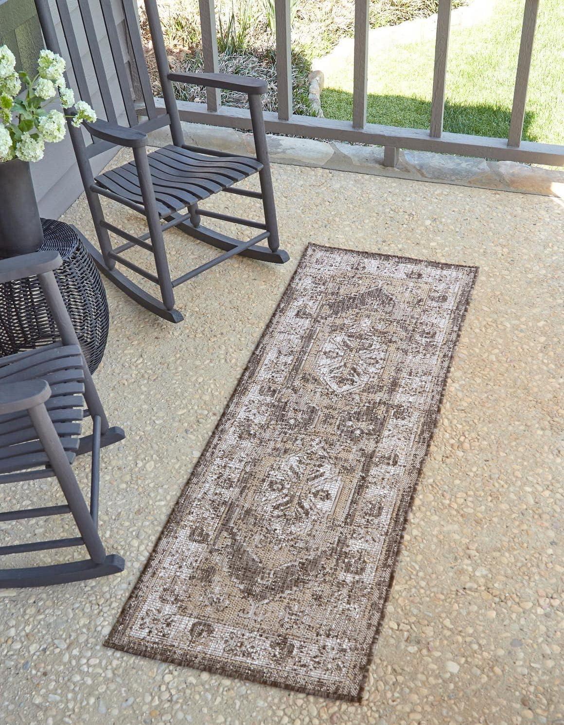 Unique Loom 2' 0 x 6' 0 Runner Indoor/Outdoor Traditional Charcoal Runner Rug