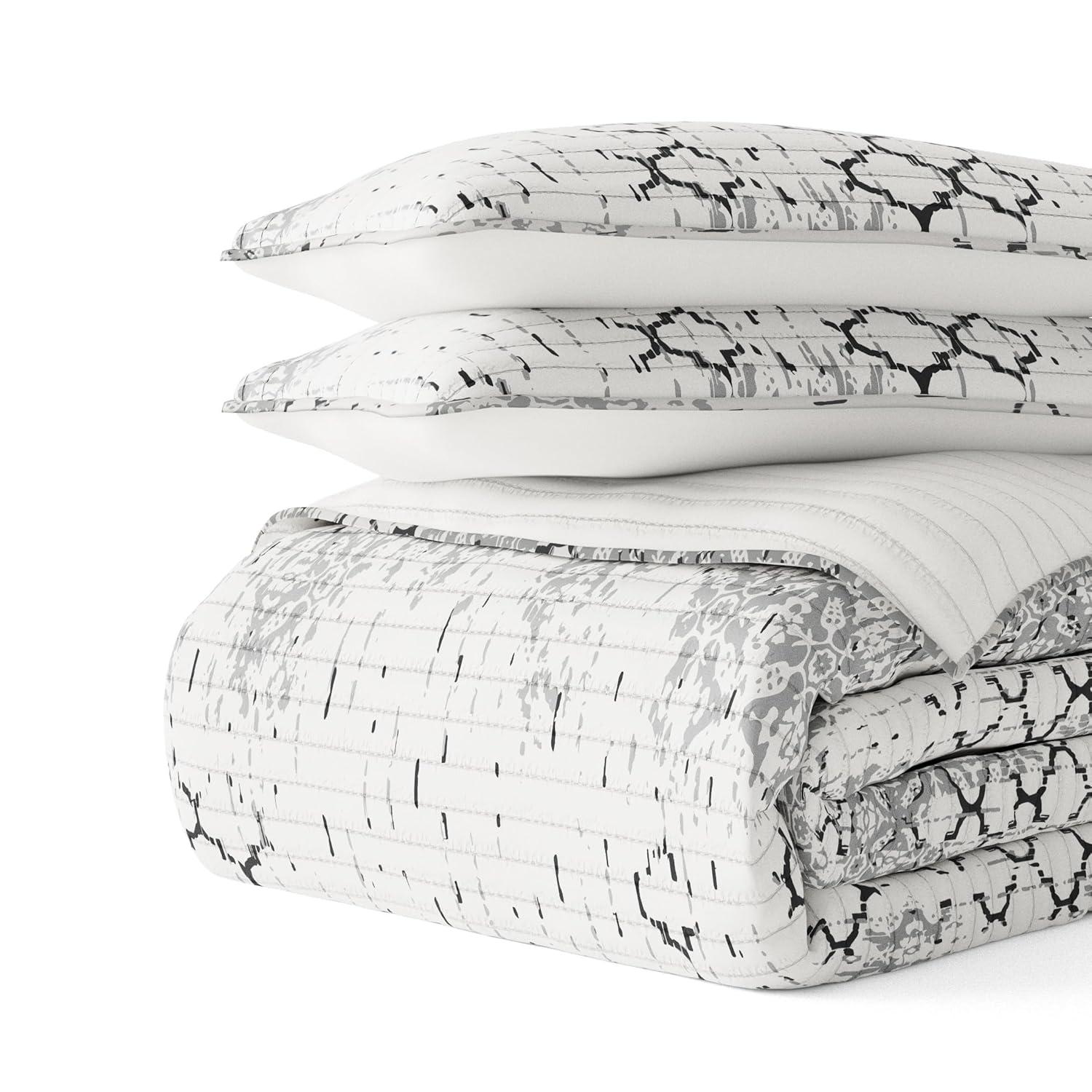 Antora Microfiber Modern & Contemporary Coverlet / Bedspread Quilt Set