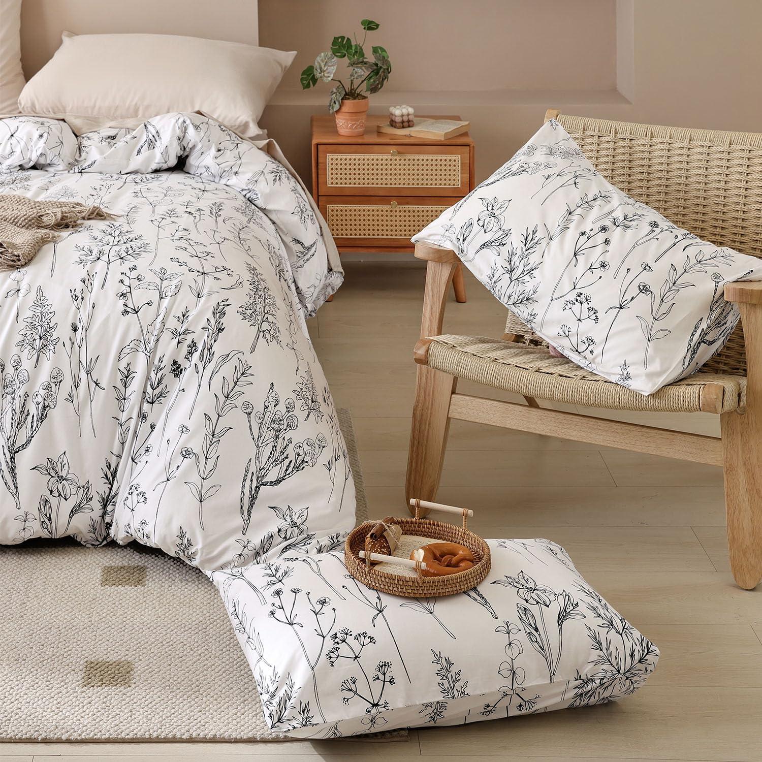 Queen Comforter Set - Floral Comforters Queen Size, White Comforter, 3 Pieces, 1 Comforter (90"x90") & 2 Pillow Cases (20"x26"), White