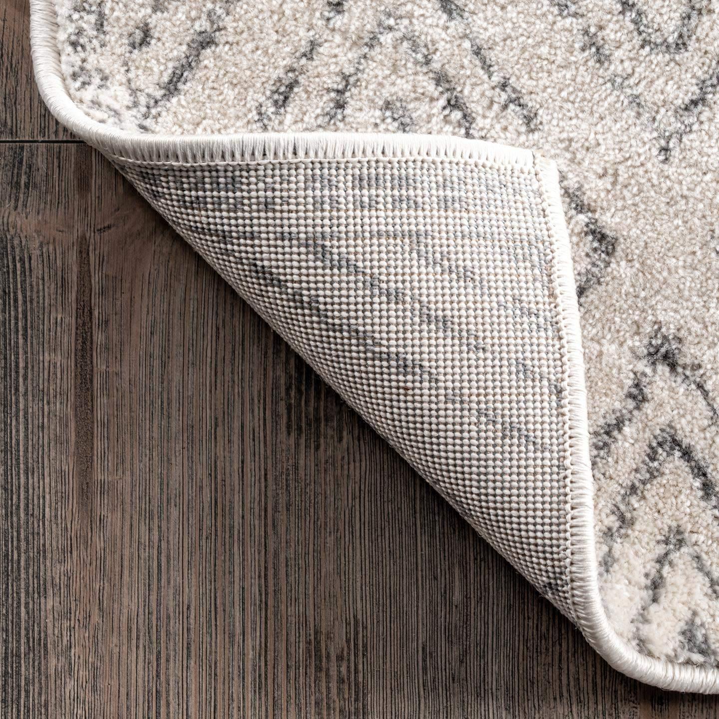 nuLOOM Sarina Tribal Diamonds Accent Rug, 2x3, Grey