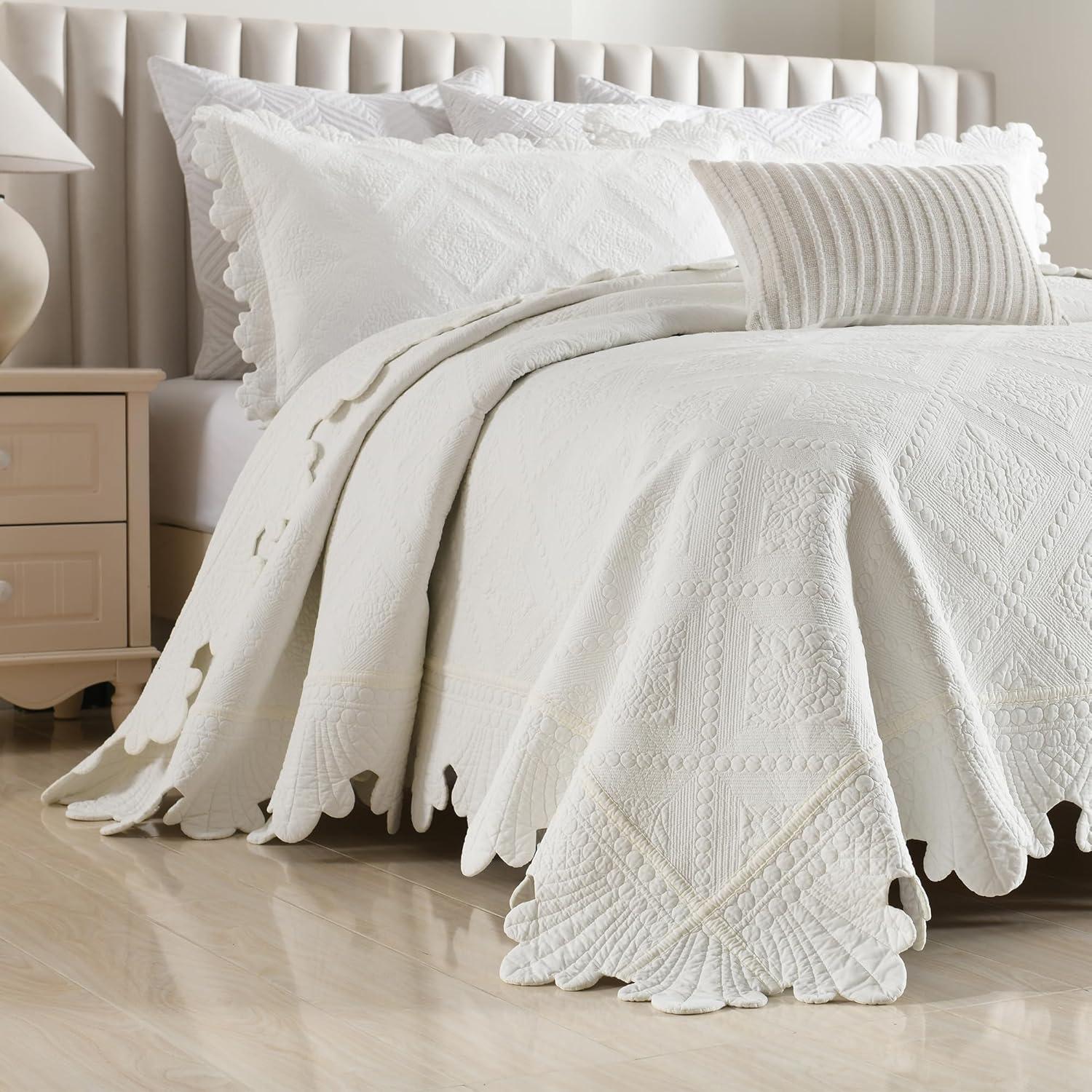 MarCielo Tkembroidery Cotton Abstract Quilt Set