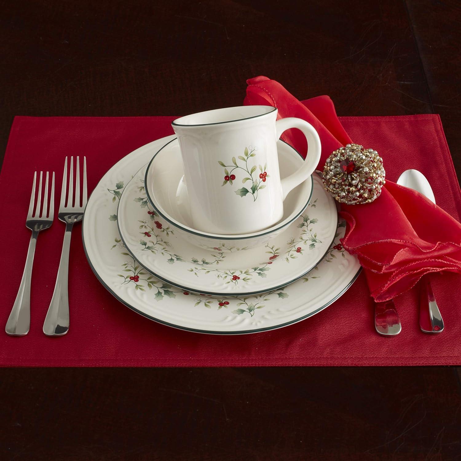 Winterberry Porcelain Holiday Dinnerware Set, Service for 4