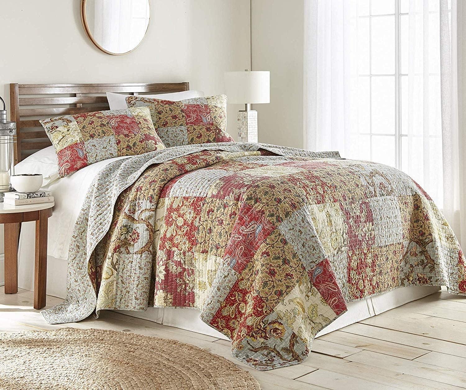 Chezmoi Collection Leslie 3-Piece Floral Patchwork Reversible 100% Cotton Vintage Washed Quilt Set