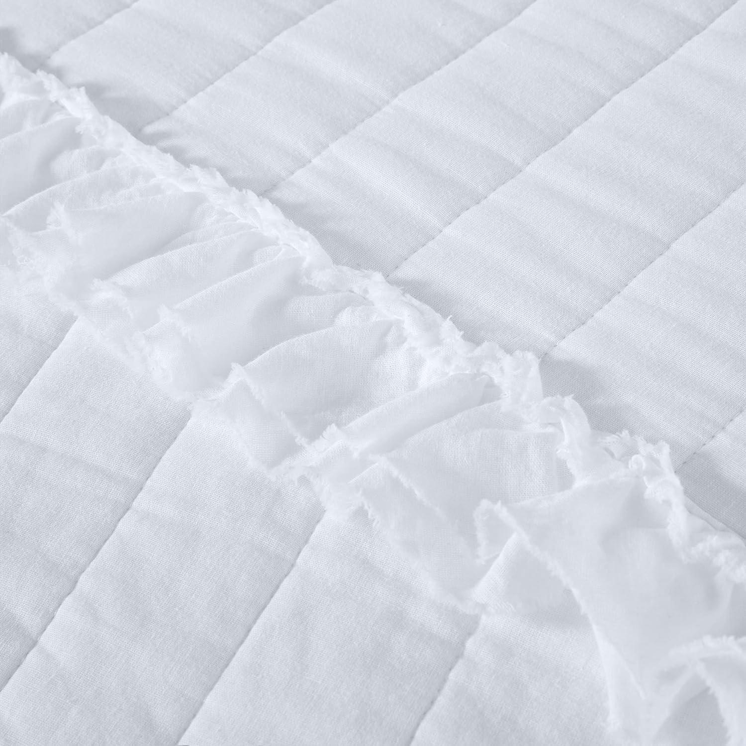 Chezmoi Collection Bonnie 3-Piece 100% Cotton Quilt Set Queen Size, White - Double Frayed Ruffled Edge Lightweight Pre-Washed Soft-Finished Cotton Bedspread for All Season