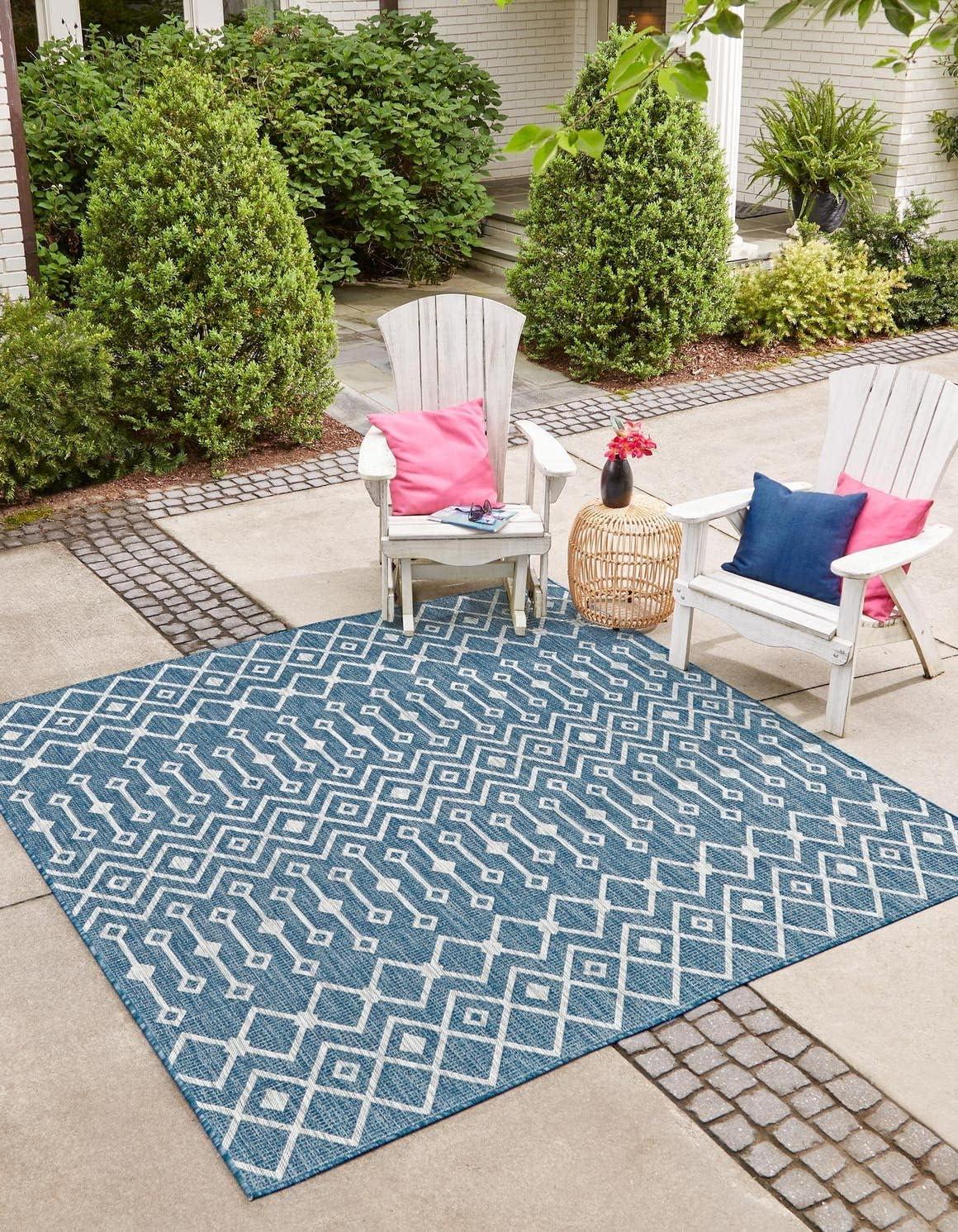 Unique Loom 5' 0 x 5' 0 Square Indoor/Outdoor Trellis Blue Area Rug
