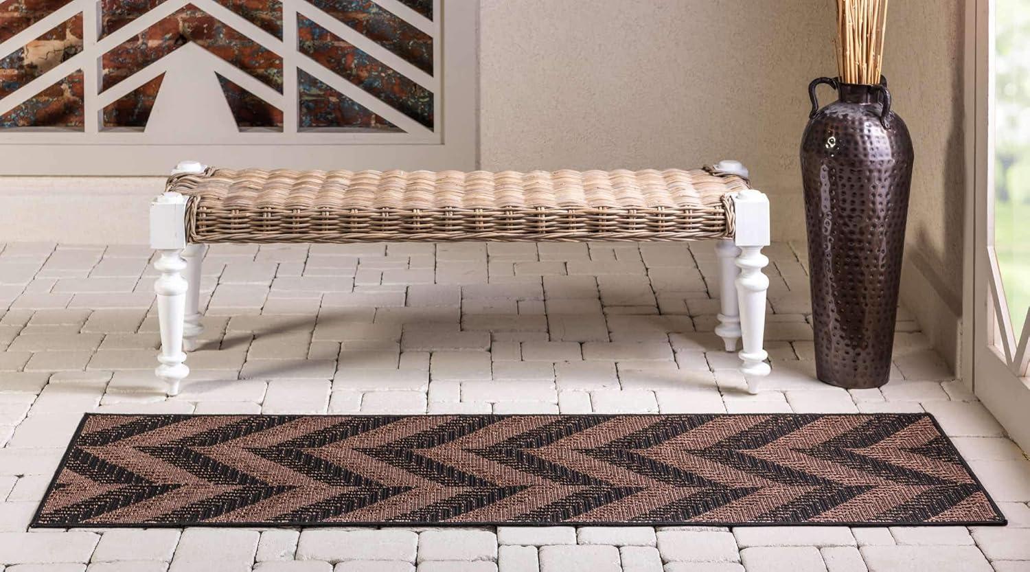 Unique Loom 2' 2 x 6' 0 Runner Brown Outdoor Modern Chevron Area Rug
