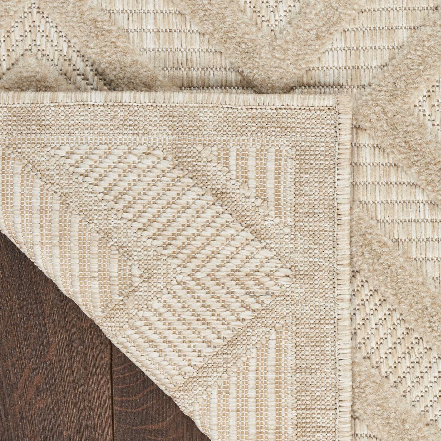 Cream Diamond Flat Woven Synthetic 6' x 9' Area Rug