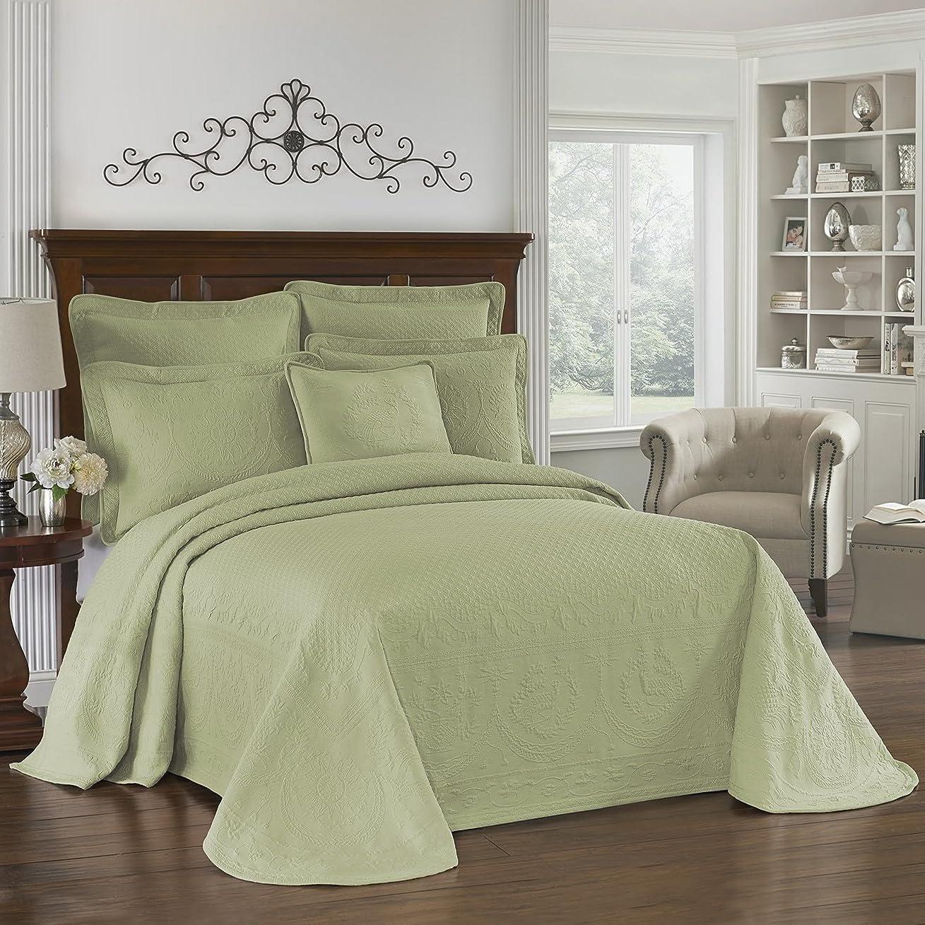 Sage Cotton Matelasse King Bedspread Set