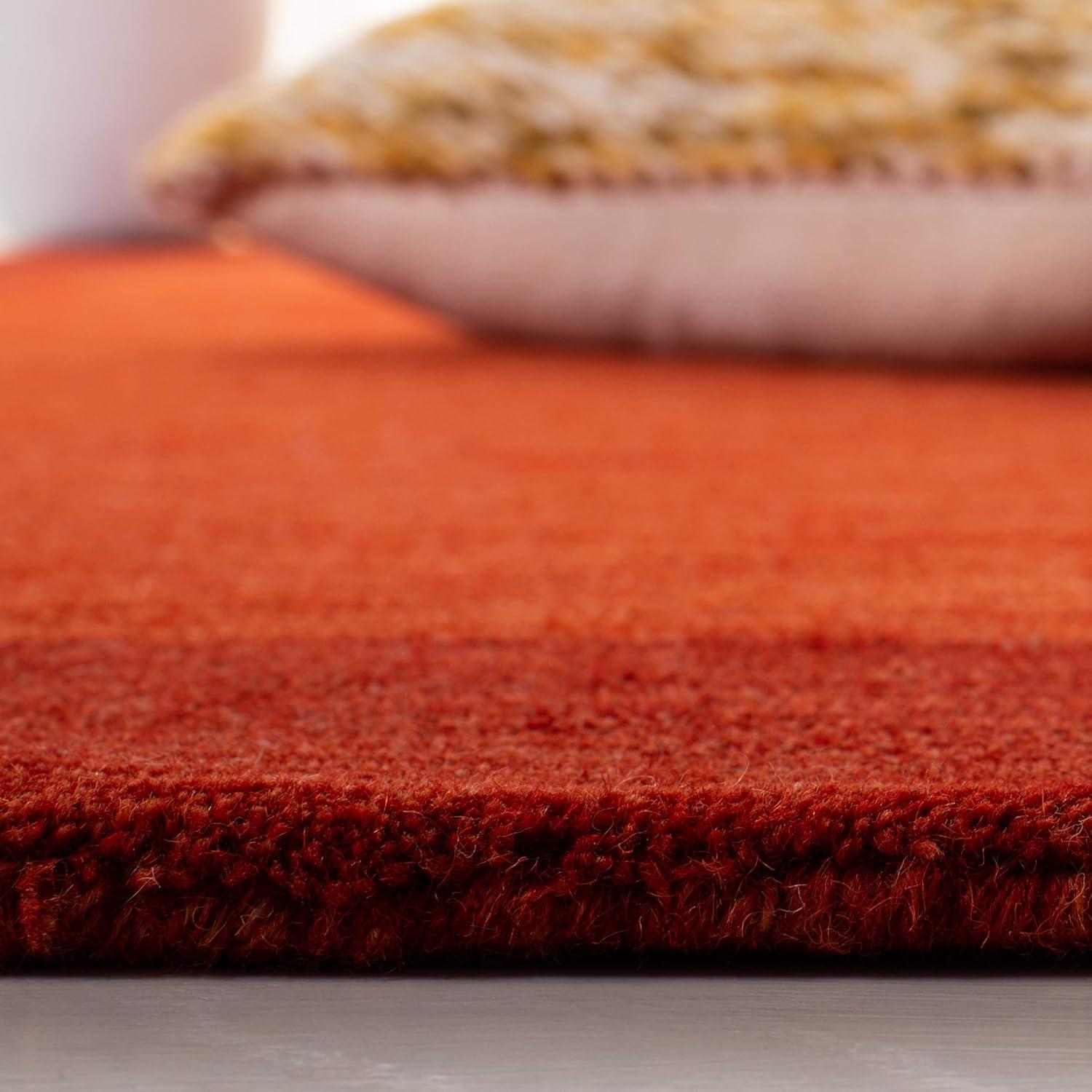 Himalaya HIM587 Hand Loomed Area Rug - Red - 5'x8' - Safavieh.