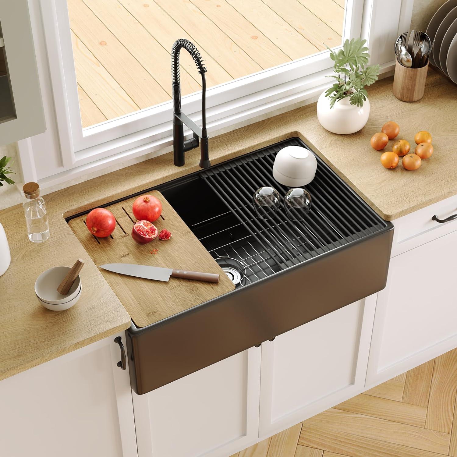 33"L x 20"W Farmhouse Kitchen Sink Deep Single Bowl Fireclay Workstation Sink with Cutting Board and Dish Drying Rack