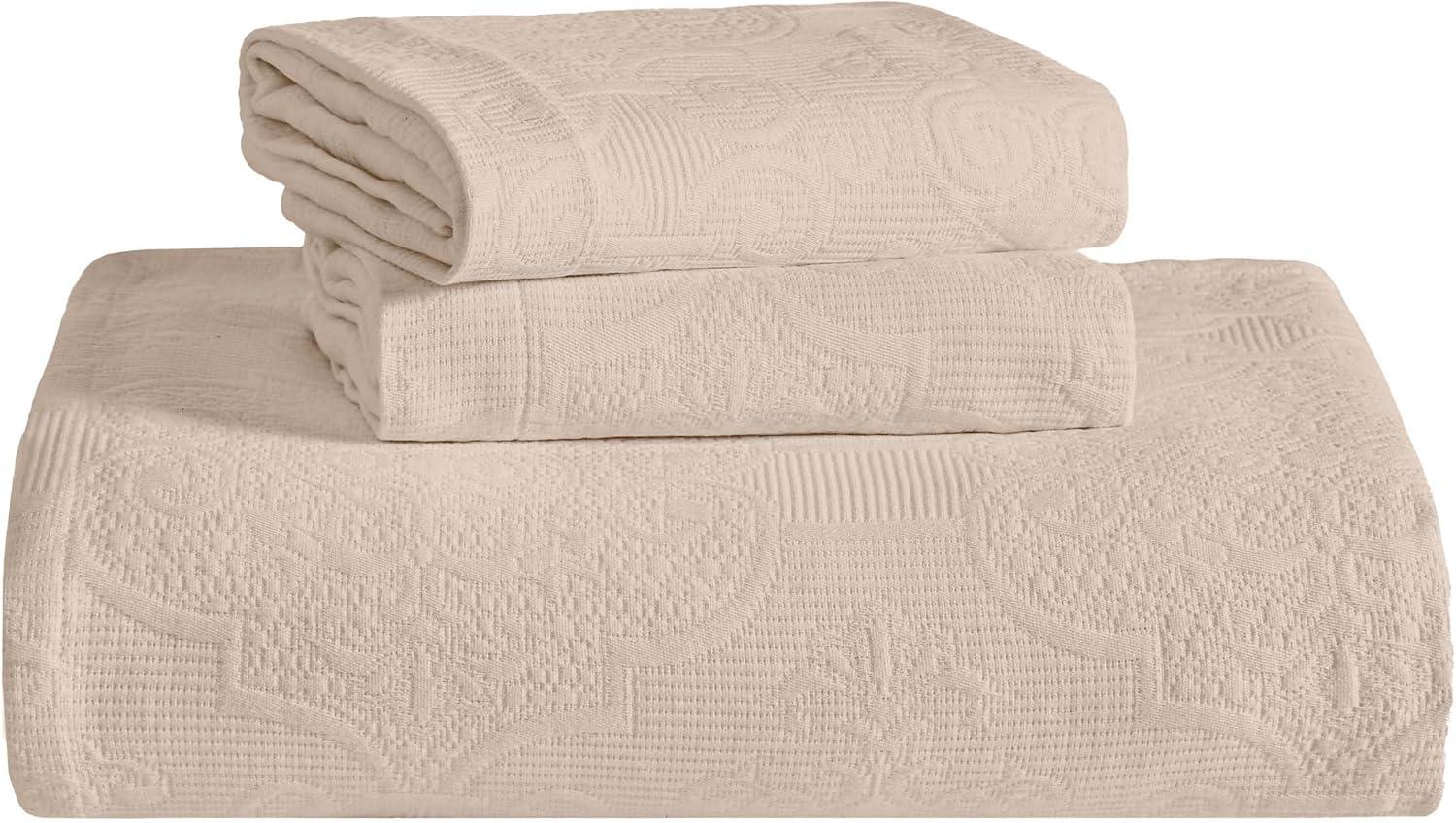 Superior Florin Matelasse Jacquard Scrolling Medallion Cotton Bedspread Set With Pillow Shams