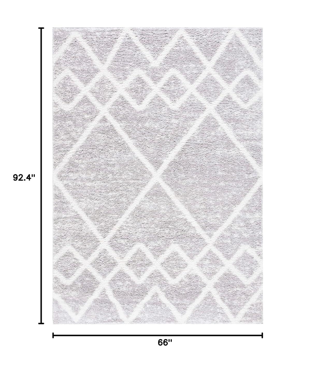 SAFAVIEH Berber Shag Lidija Trellis Area Rug, Ivory/Grey, 5'5" x 7'7"