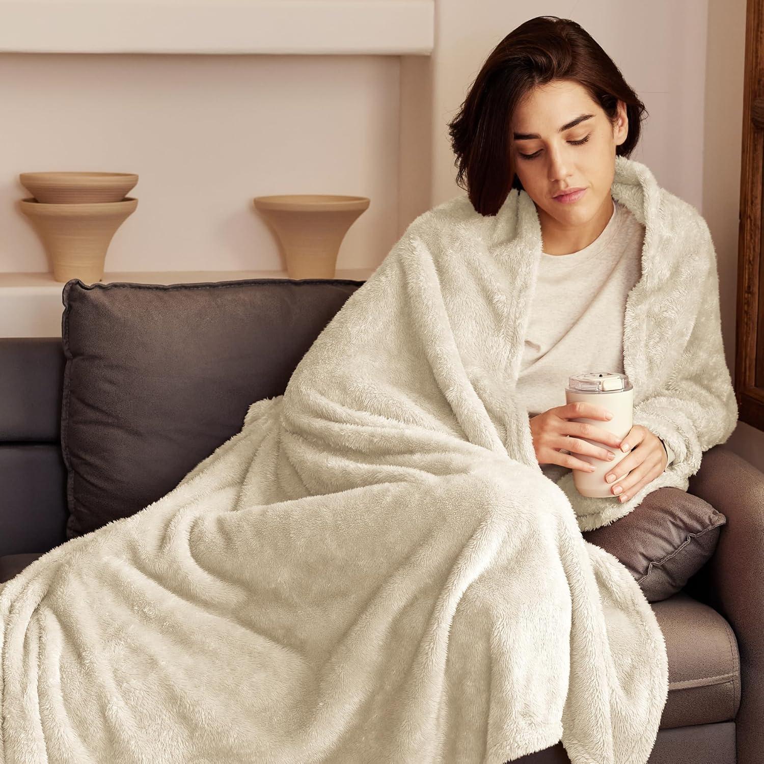 Exclusivo Mezcla Plush Fuzzy Large Fleece Throw Blanket (50" x 70", Beige)- Soft, Warm and Lightweight