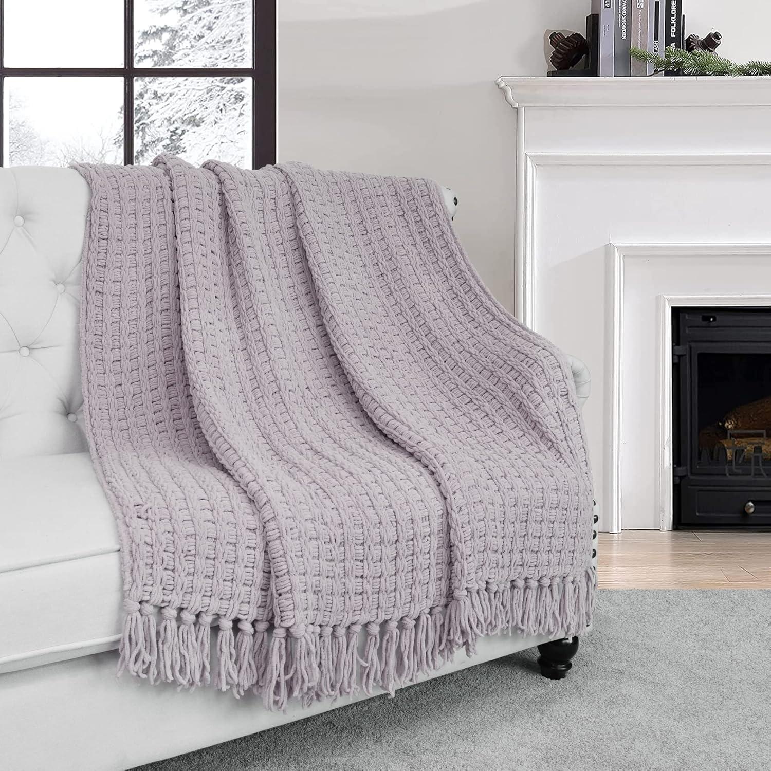 Home Soft Things Space Yarn Throw - Lilac - 50" x 60"