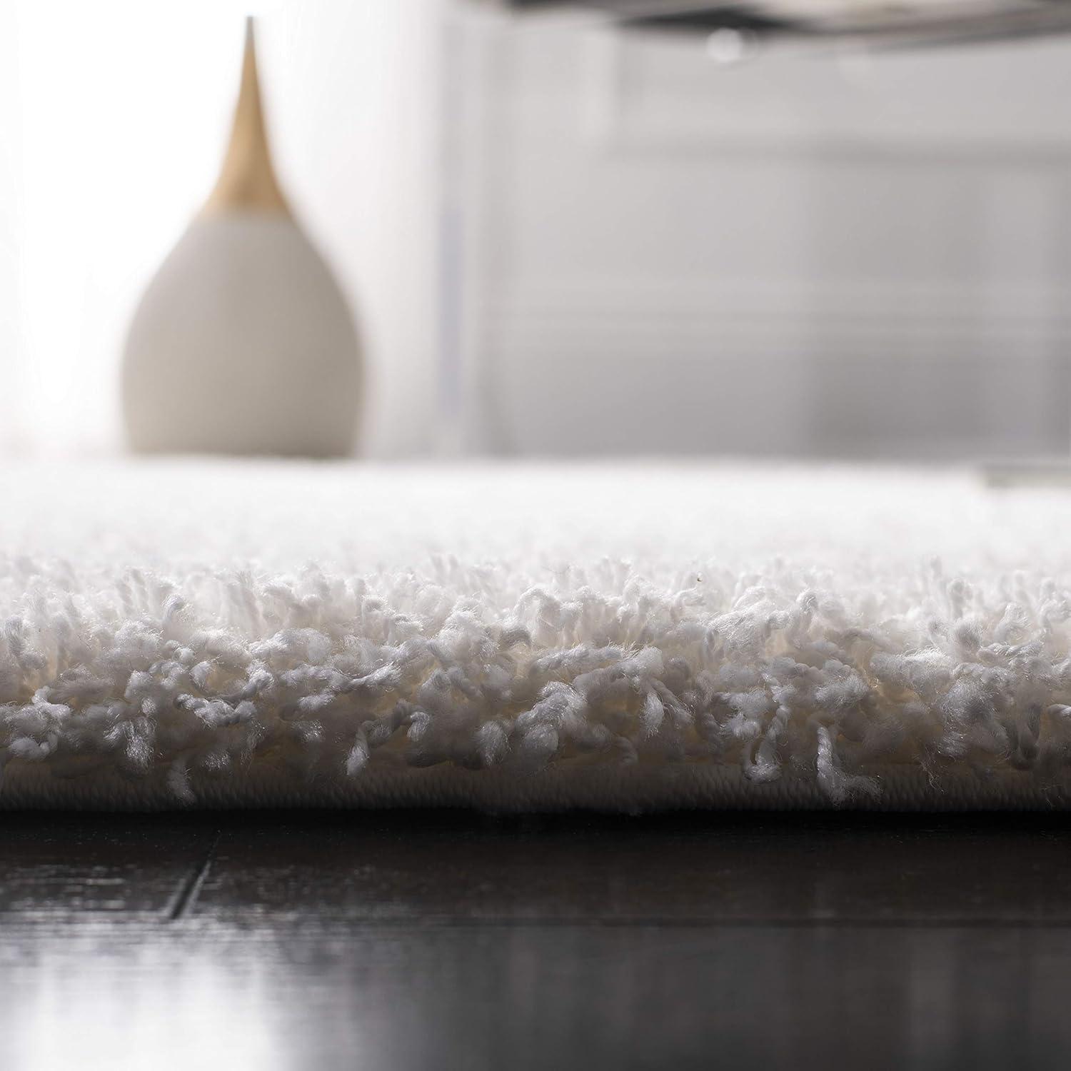 California Shag SG151 Power Loomed Indoor Area Rug - White - 5'3"x7'6" - Safavieh