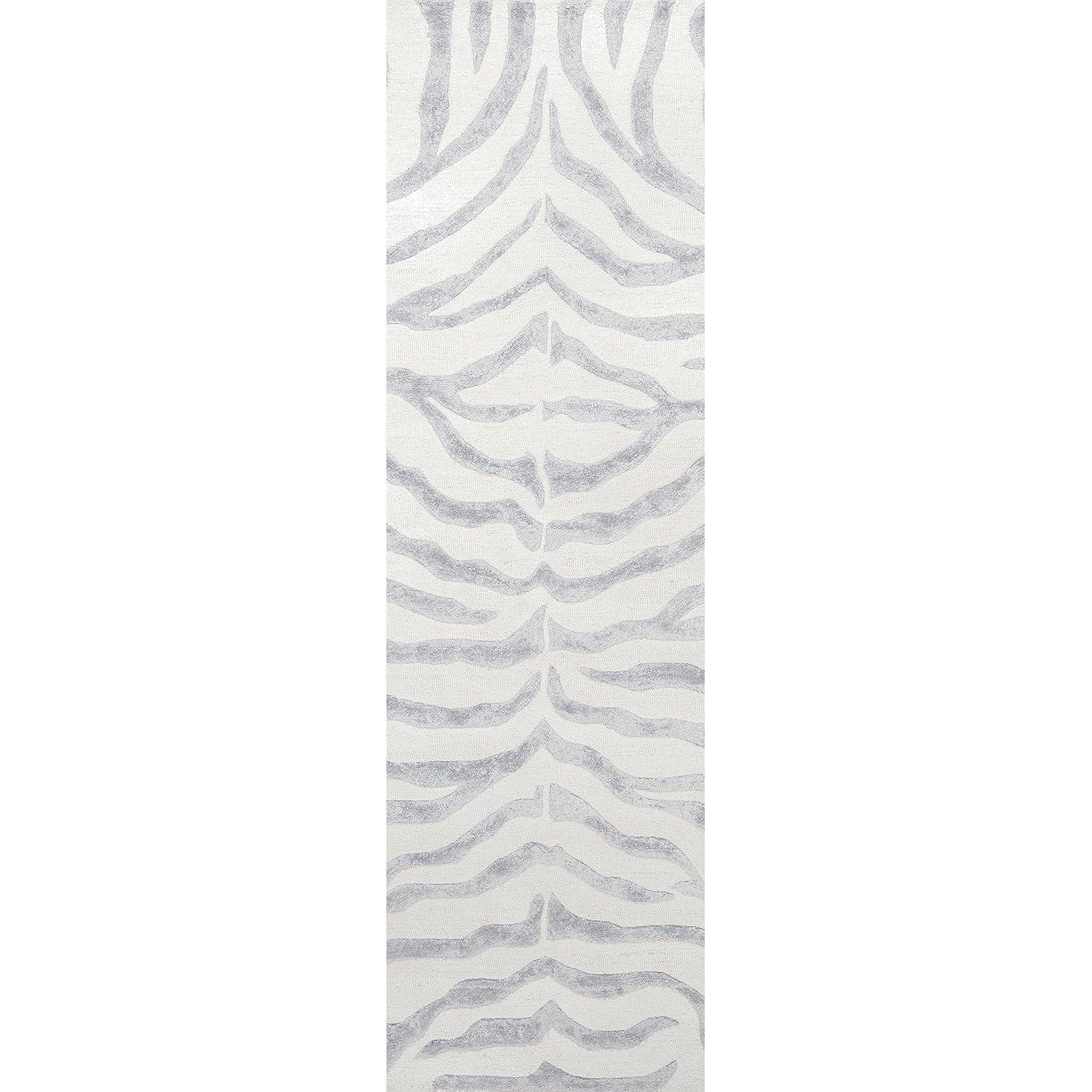 nuLOOM Hand Tufted Plush Zebra Runner Rug, 2' 6" x 6', Gray
