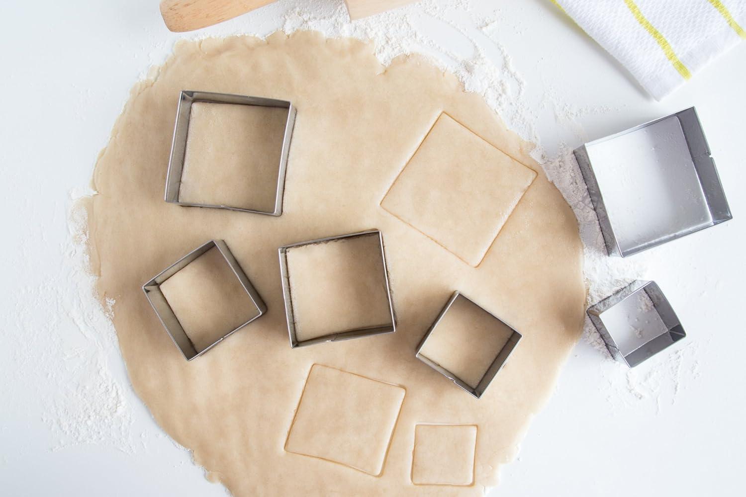 Stainless Steel Square Cookie Cutter Set with Storage Tin