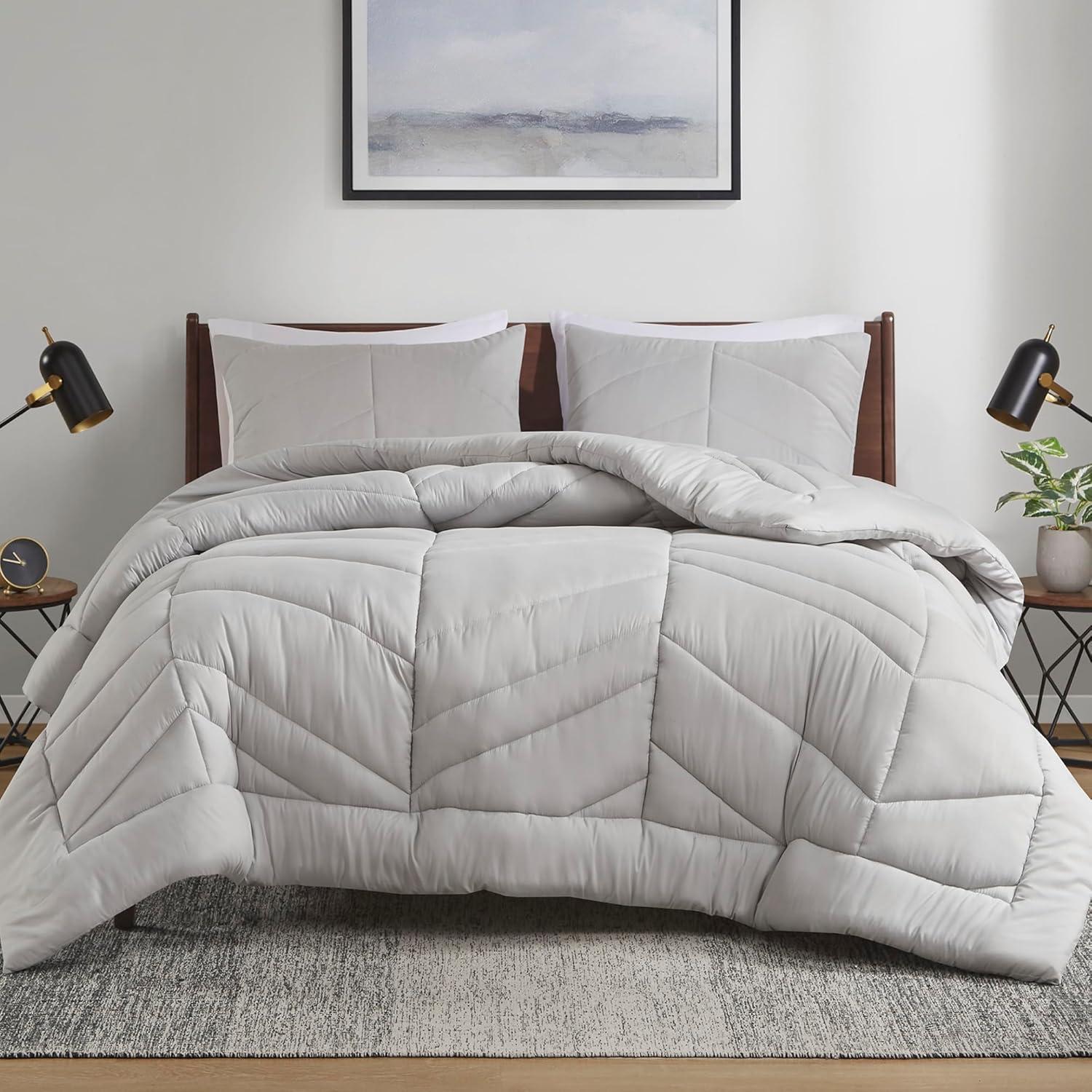Intelligent Design Remy Quilted Chevron Comforter Set
