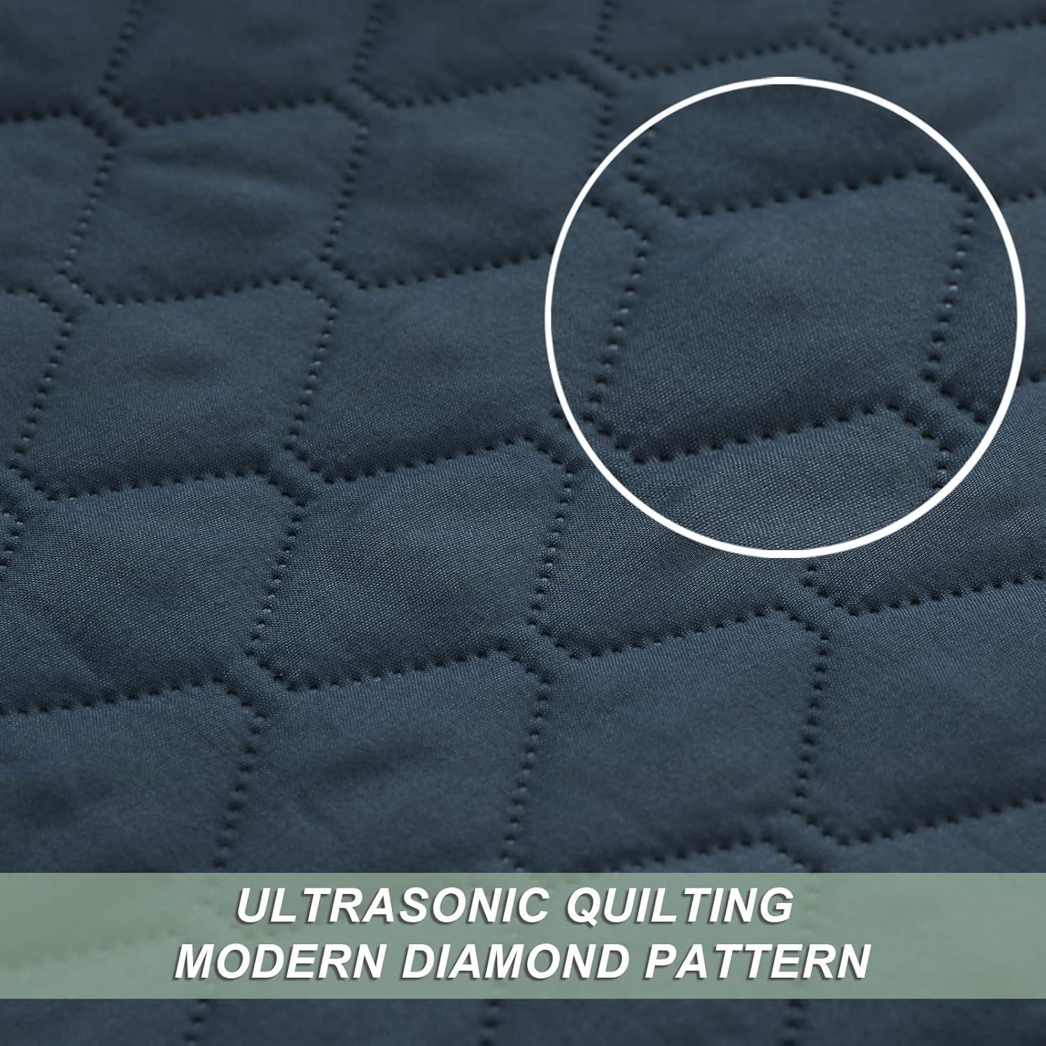 Exclusivo Mezcla Reversible Queen Quilt Set, 3-Piece Lightweight Quilts Soft Bedspreads Bed Coverlets, Navy Blue