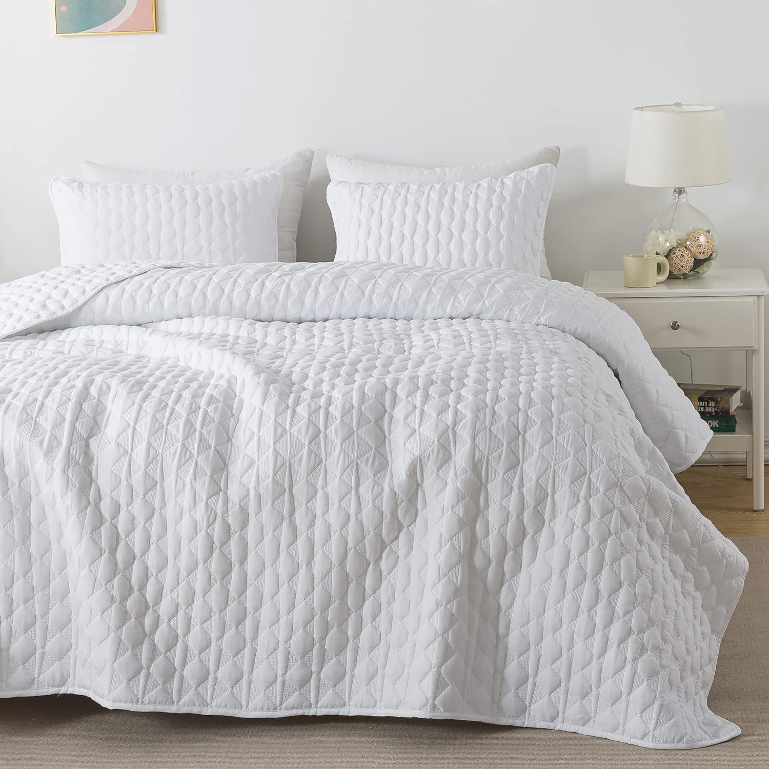 Classic Quilt Set by Southshore Fine Linens