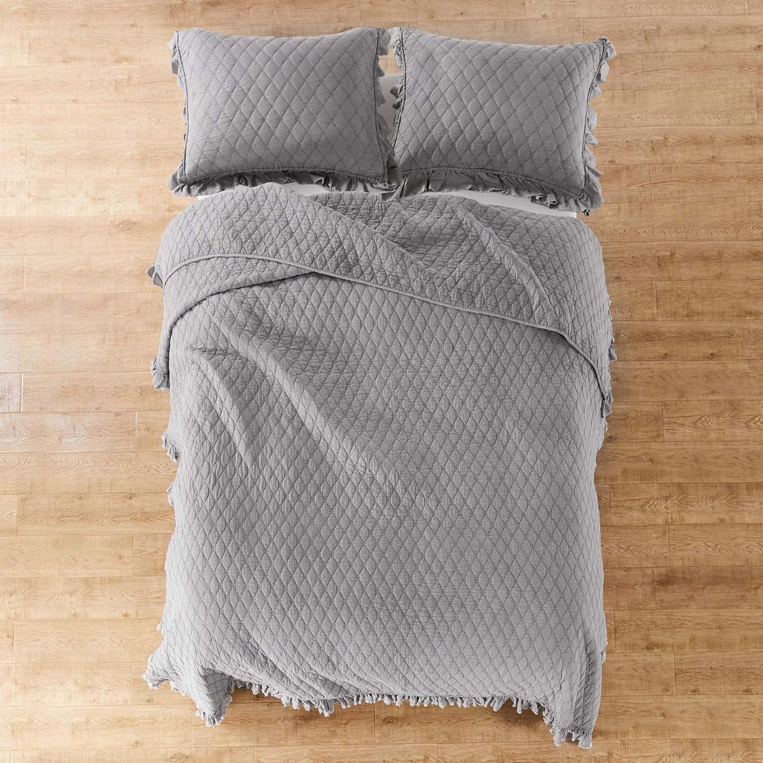 Levtex Home - Grey Stonewash Quilt Set - King/Cal King Quilt + One King Pillow Sham - Grey with Frayed Ruffle - Quilt Size (106x92in.) and Pillow Sham Size (36x20in. ) - Reversible - Microfiber