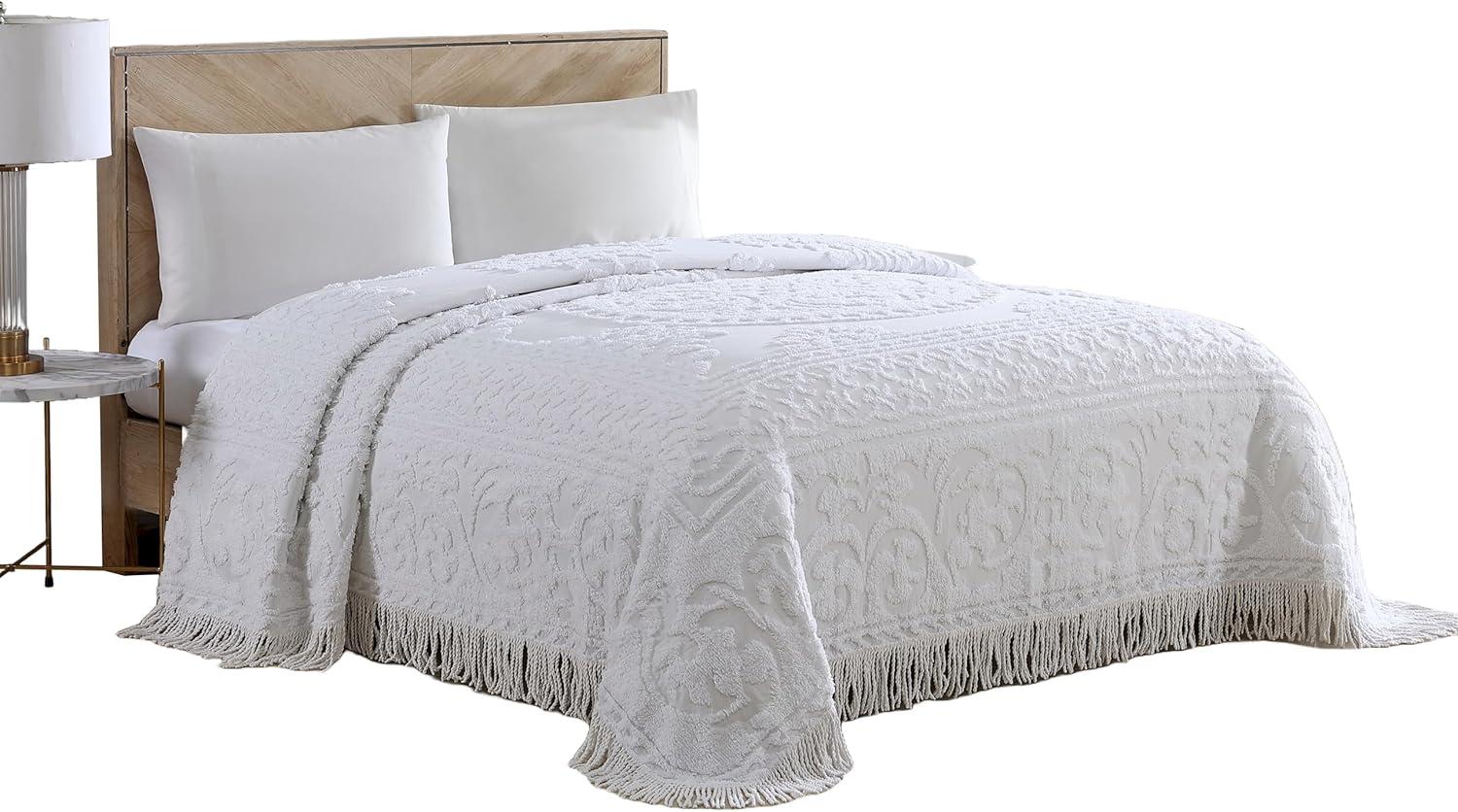Beatrice Home Fashions Medallion Cotton Farmhouse / Country Quilt