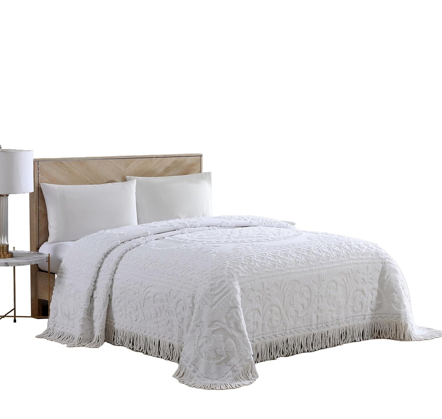 Beatrice Home Fashions Medallion Cotton Farmhouse / Country Quilt