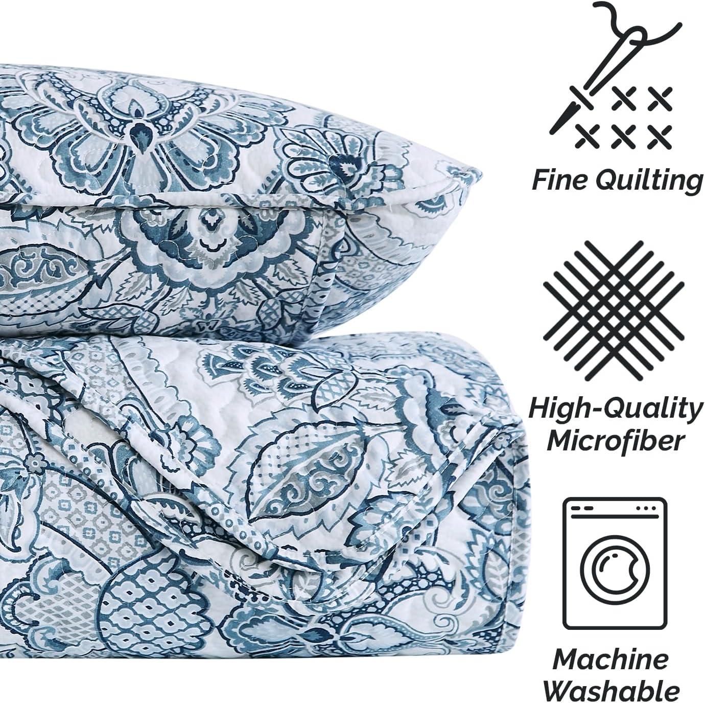 Blue Damask Paisley Reversible Microfiber Full Quilt Set