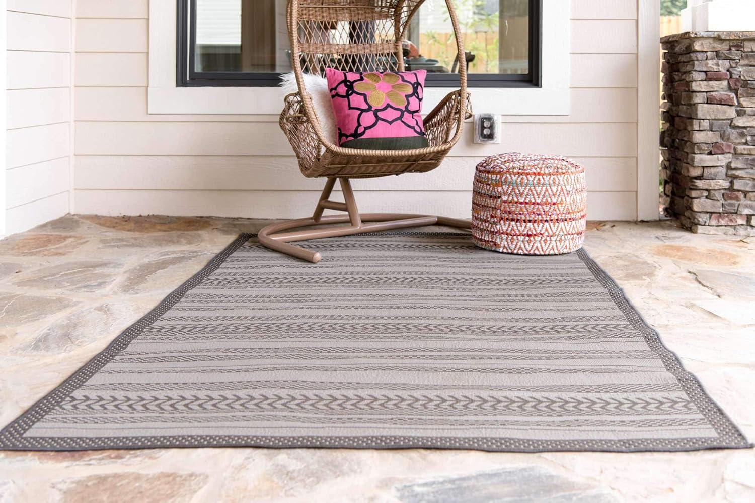 McLellen Striped Indoor / Outdoor Rug